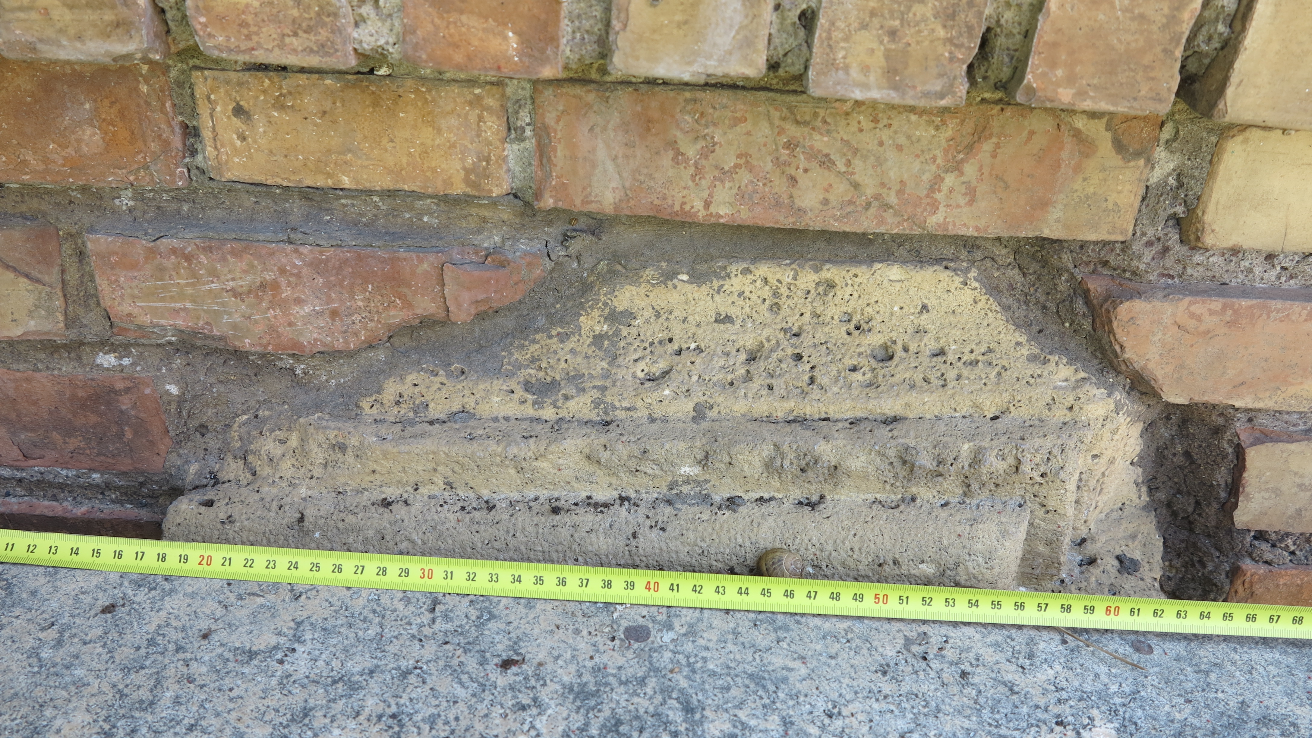 cornice/ liscia (SECOLI/ ARCHI DI SECOLI/ I a.C.- I)