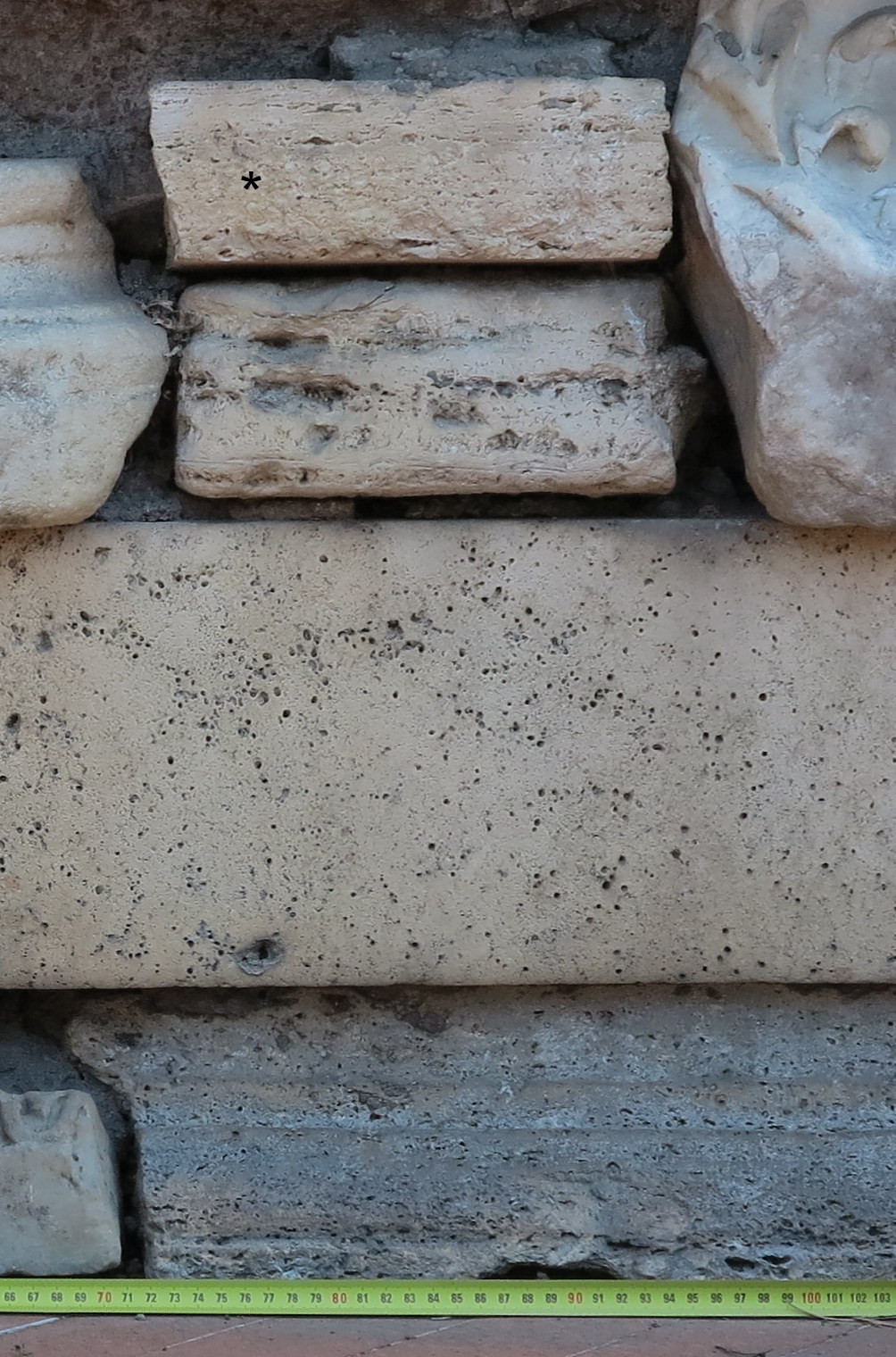 lastra/ di rivestimento pavimentale (fine/ inizio SECOLI/ ARCHI DI SECOLI/ II a.C.-I)