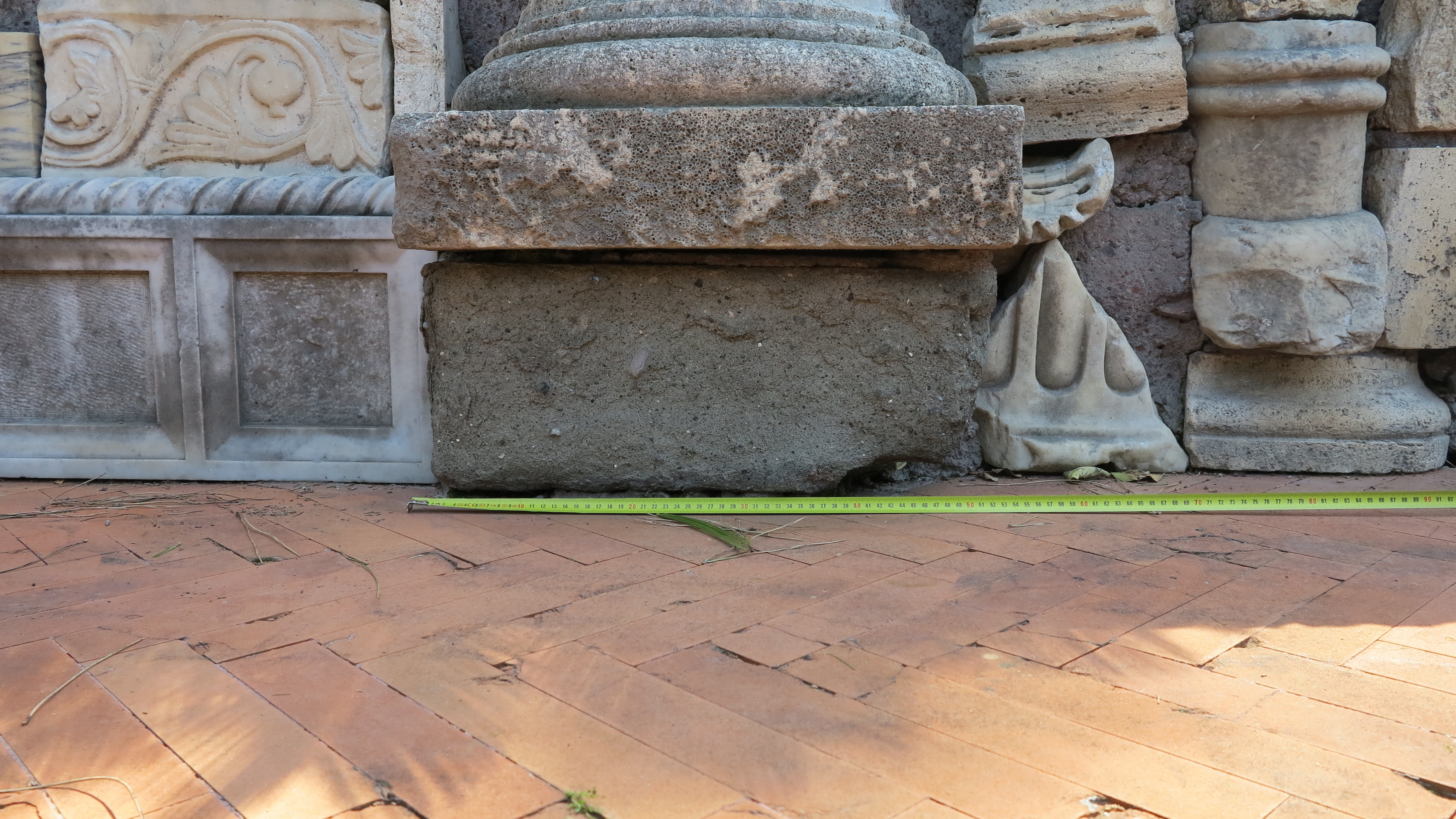 blocco/ parallelepipedo (SECOLI/ ARCHI DI SECOLI/ II a.C.-I a.C)