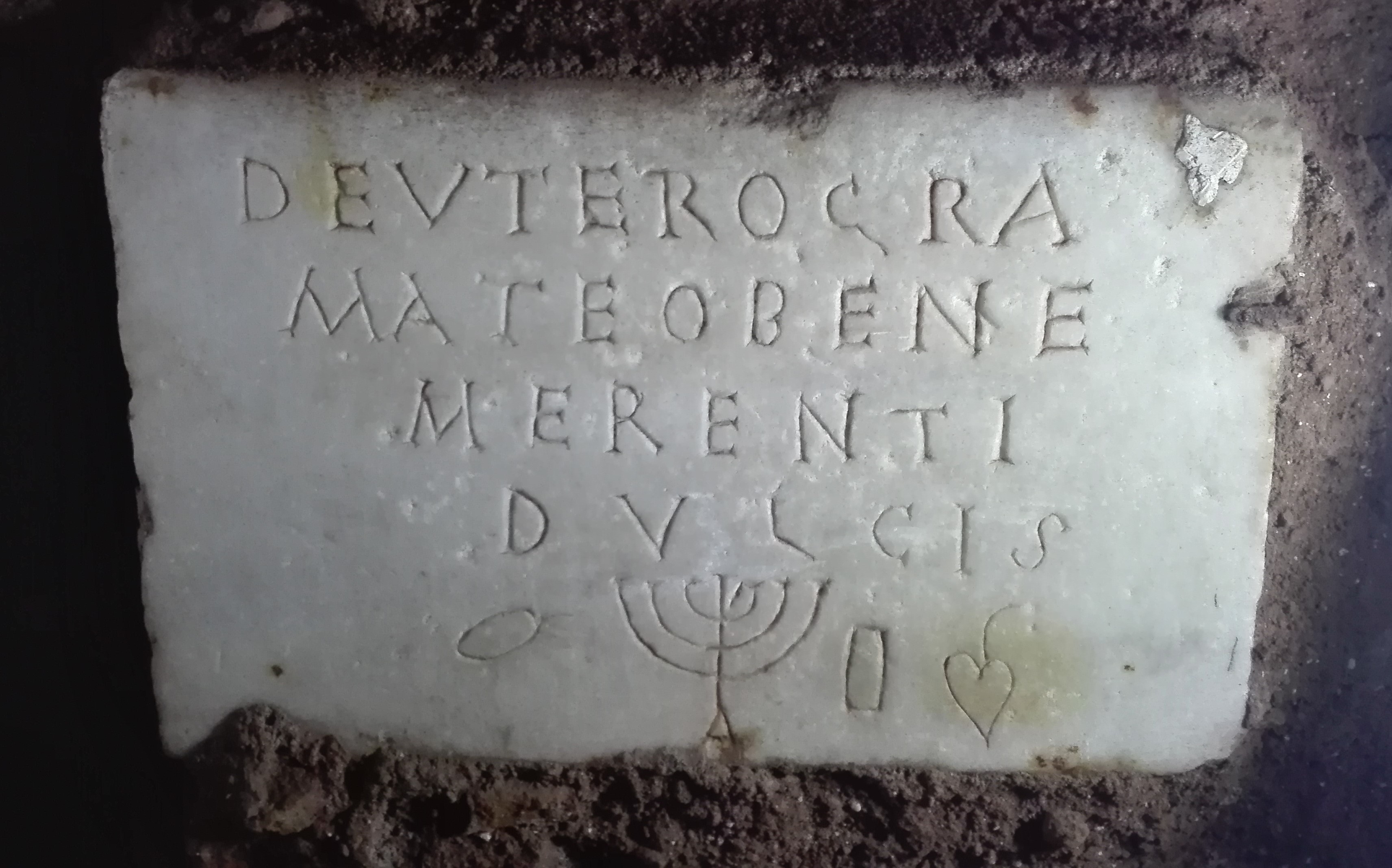 lastra/ di chiusura, Epitafio di Deuteros (SECOLI/ ARCHI DI SECOLI/ III - IV)