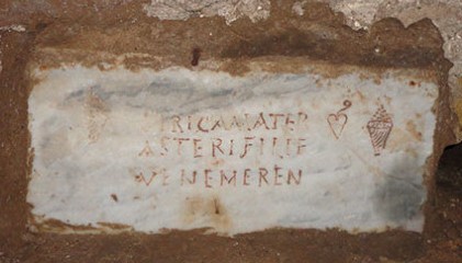 lastra/ di chiusura, Epitafio di Aster (SECOLI/ ARCHI DI SECOLI/ III - IV)