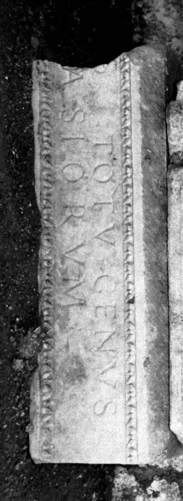 architrave (SECOLI/ ARCHI DI SECOLI/ II -III)