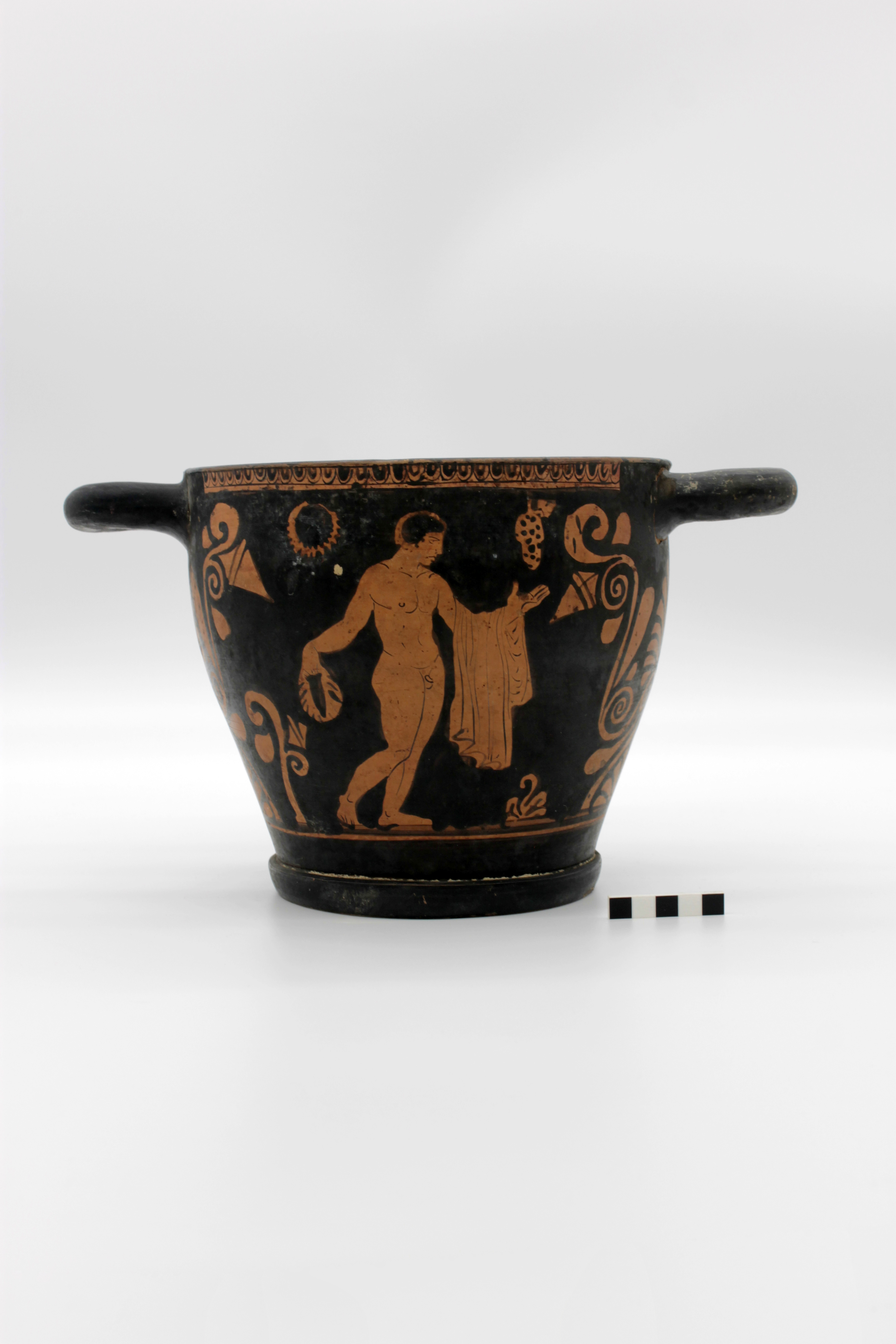 skyphos (inizio SECOLI/ IV a.C)