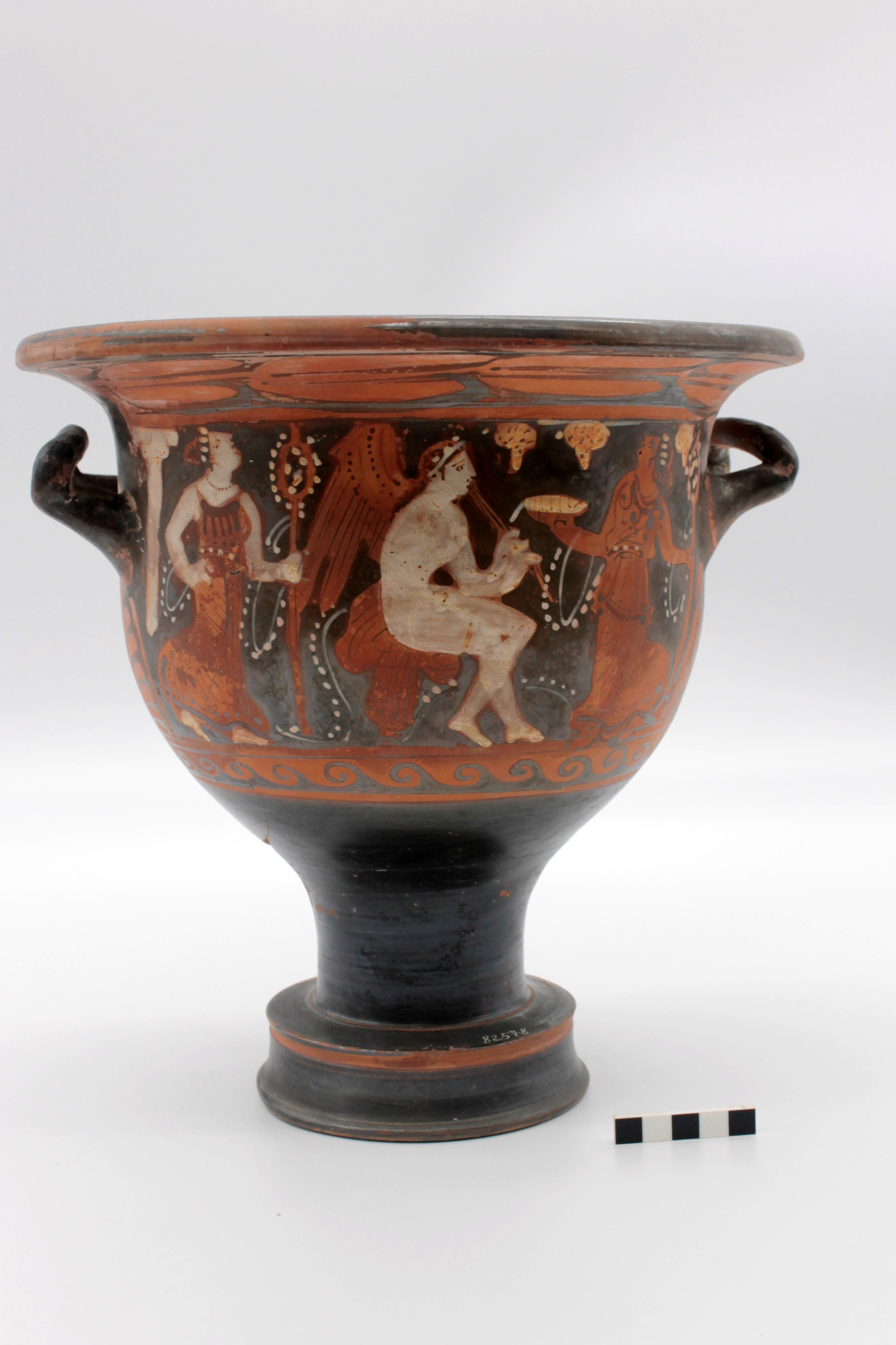 cratere/ a campana - Pittore del Tirso (SECOLI/ IV a.C)