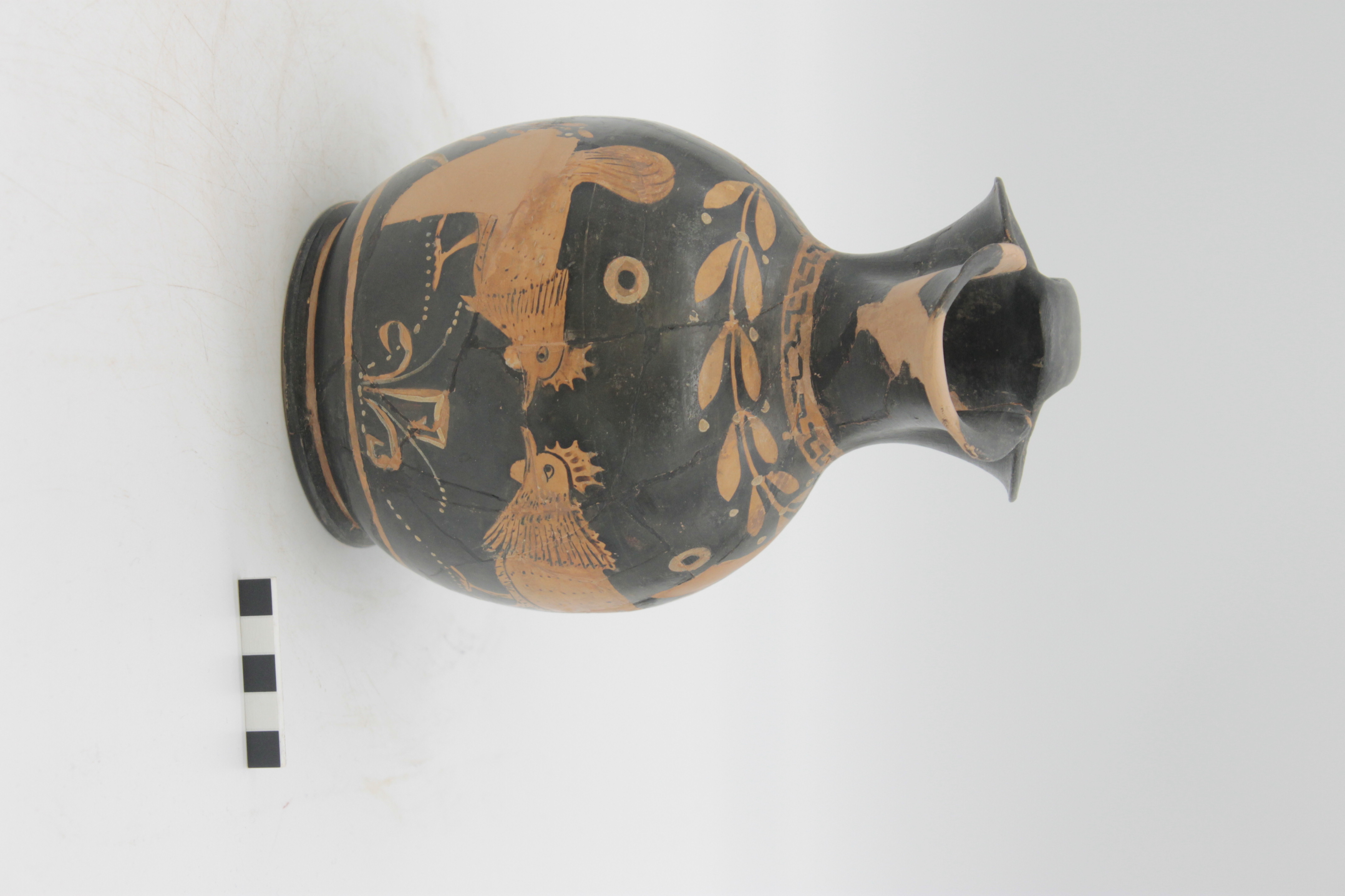 oinochoe, a bocca trilobata (metà SECOLI/ IV a.C)