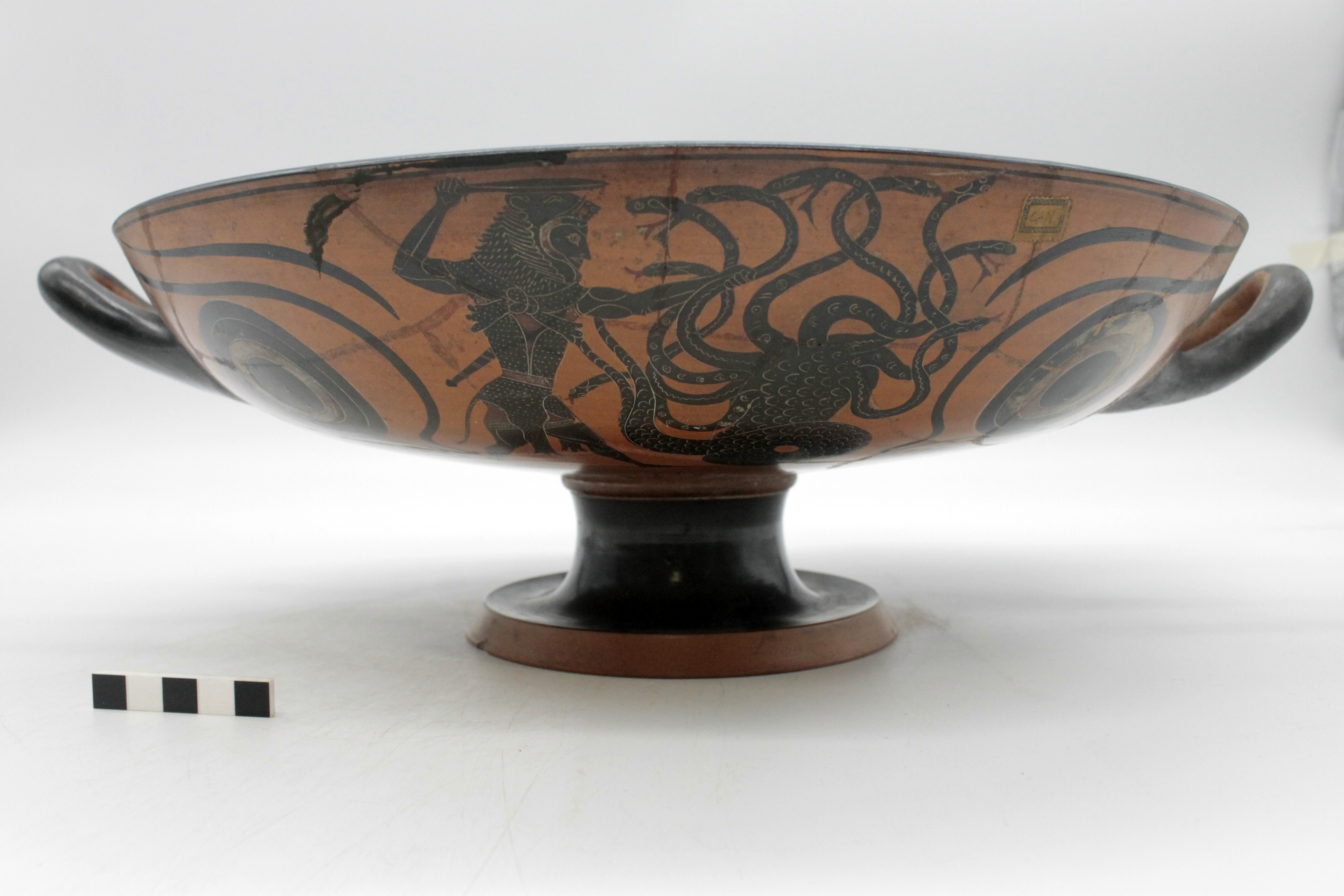 kylix, ad occhioni - Pittore di Lysippides (SECOLI/ VI a.C)