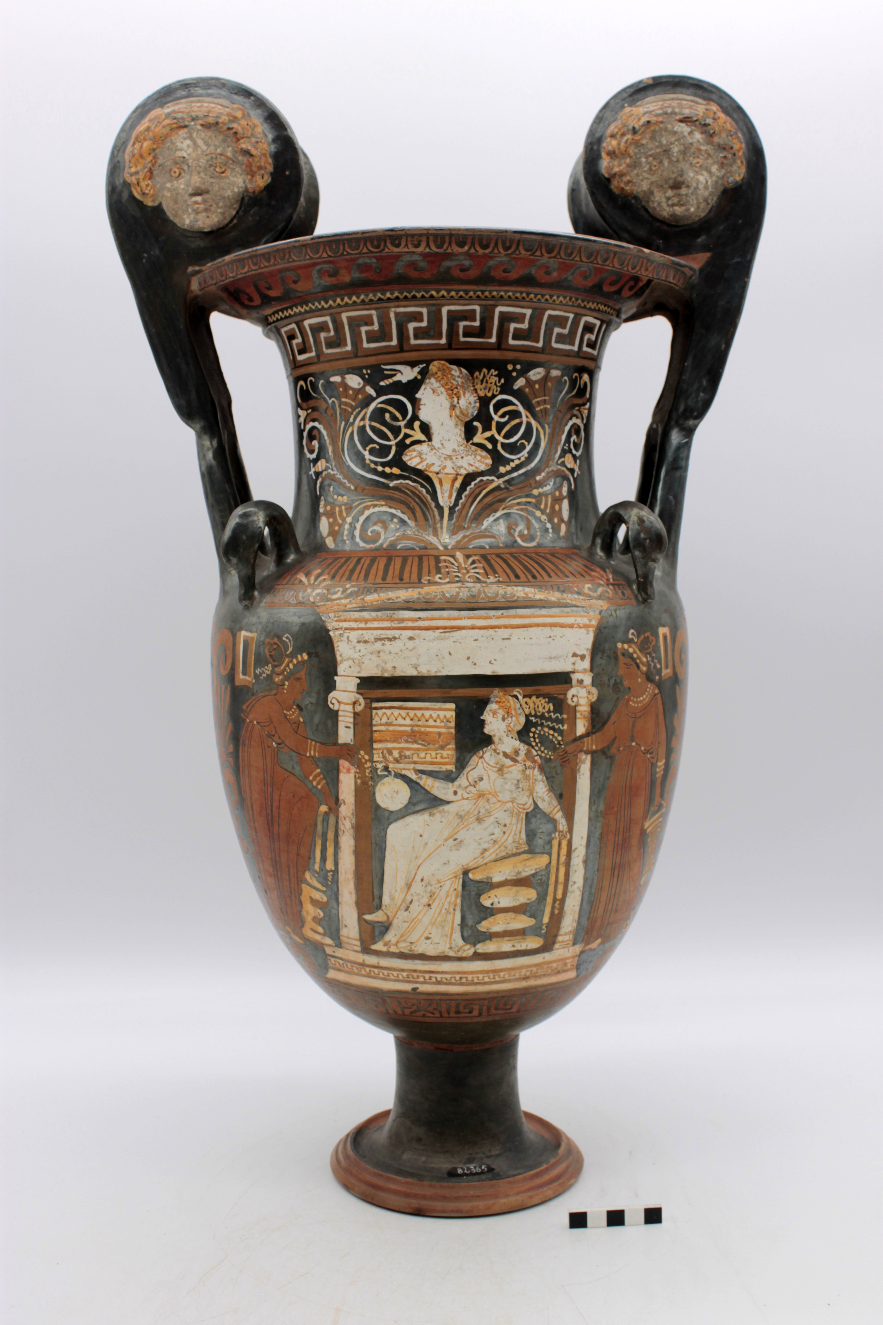 cratere, a mascheroni (SECOLI/ IV a.C)