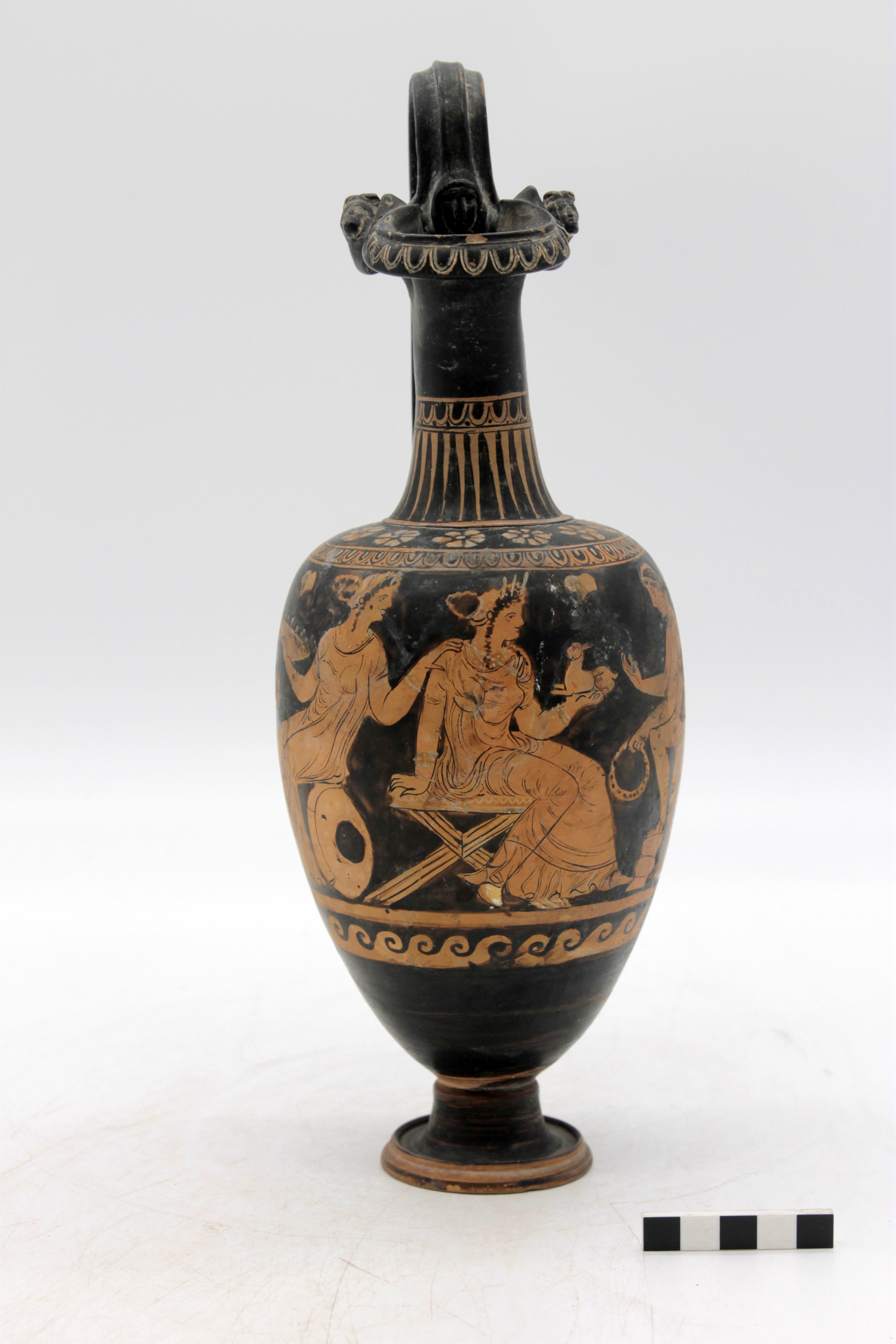 oinochoe, a bocca trilobata (inizio SECOLI/ IV a.C)