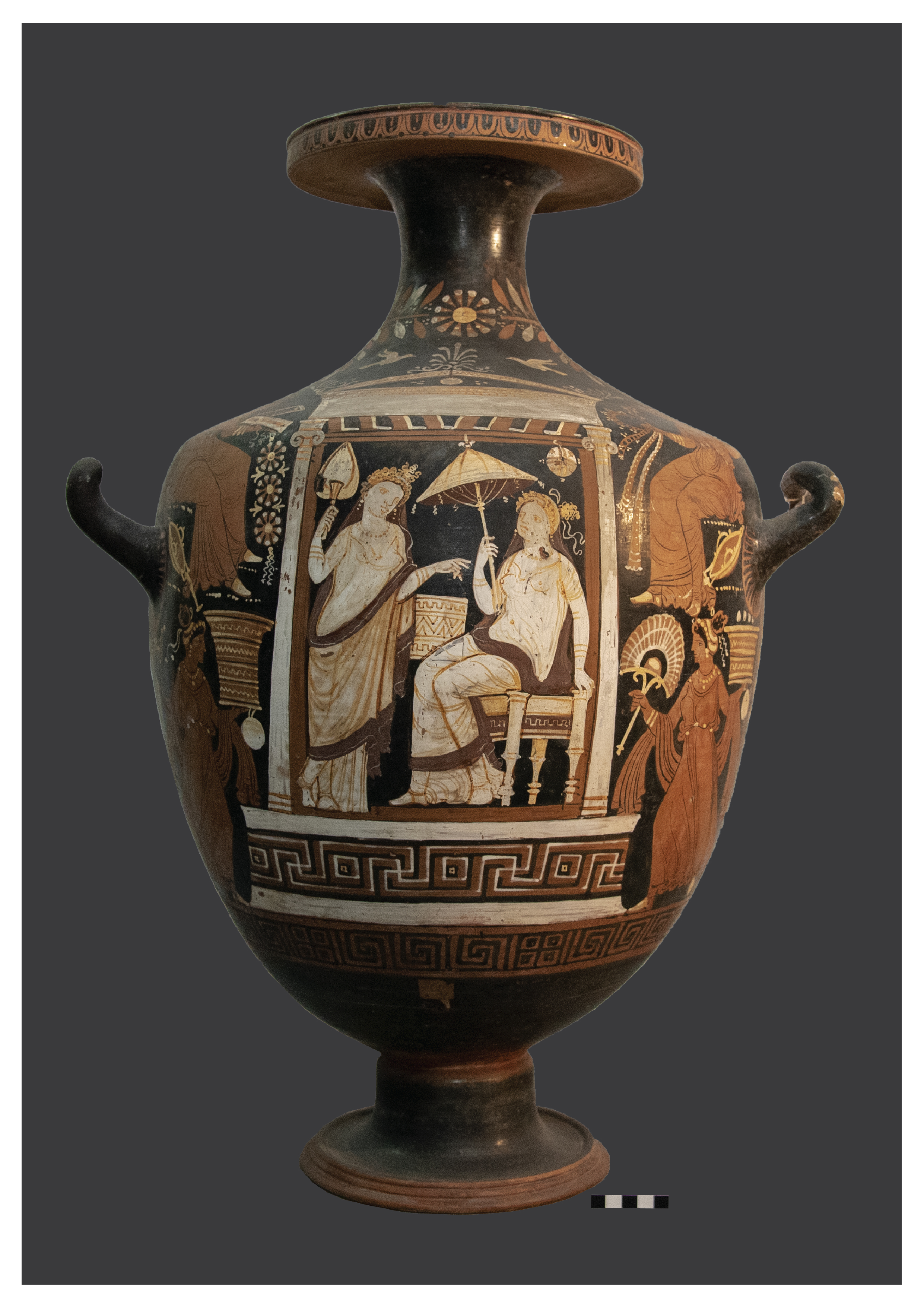 hydria - ambito apulo (SECOLI/ IV a.C)