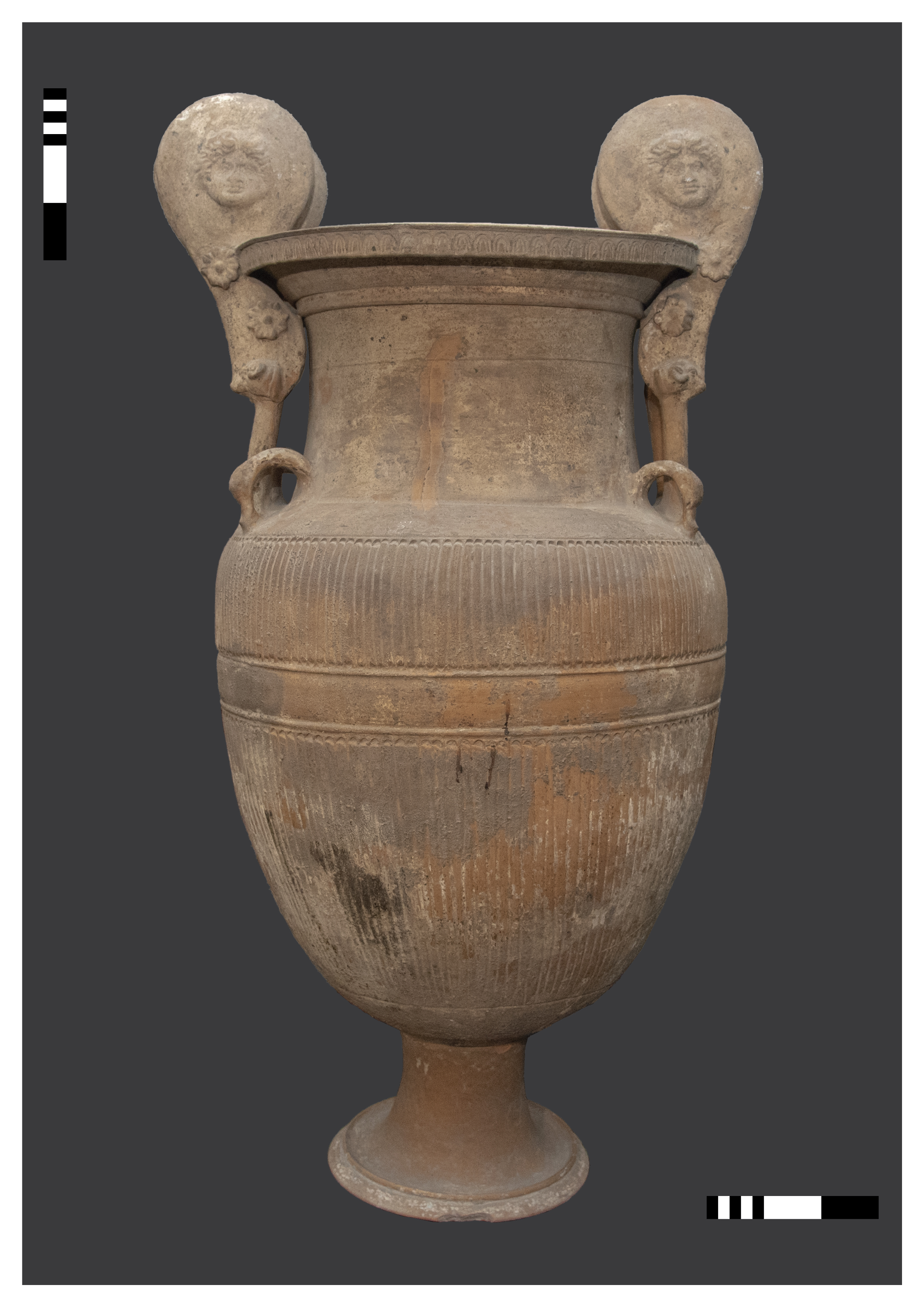 cratere, a mascheroni canosino (fine SECOLI/ IV a.C)