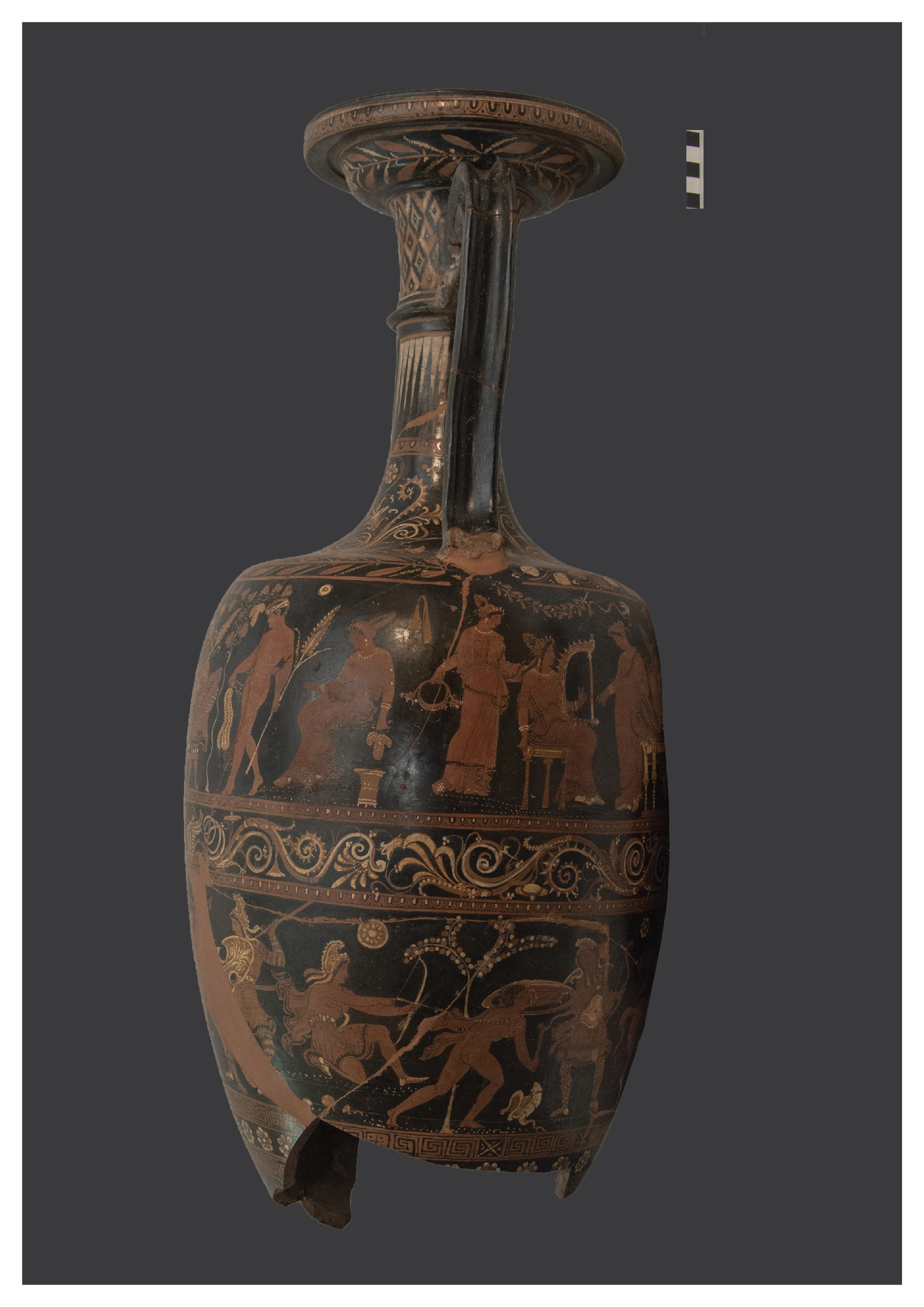 loutrophoros - Pittore Varrese (SECOLI/ IV a.C)