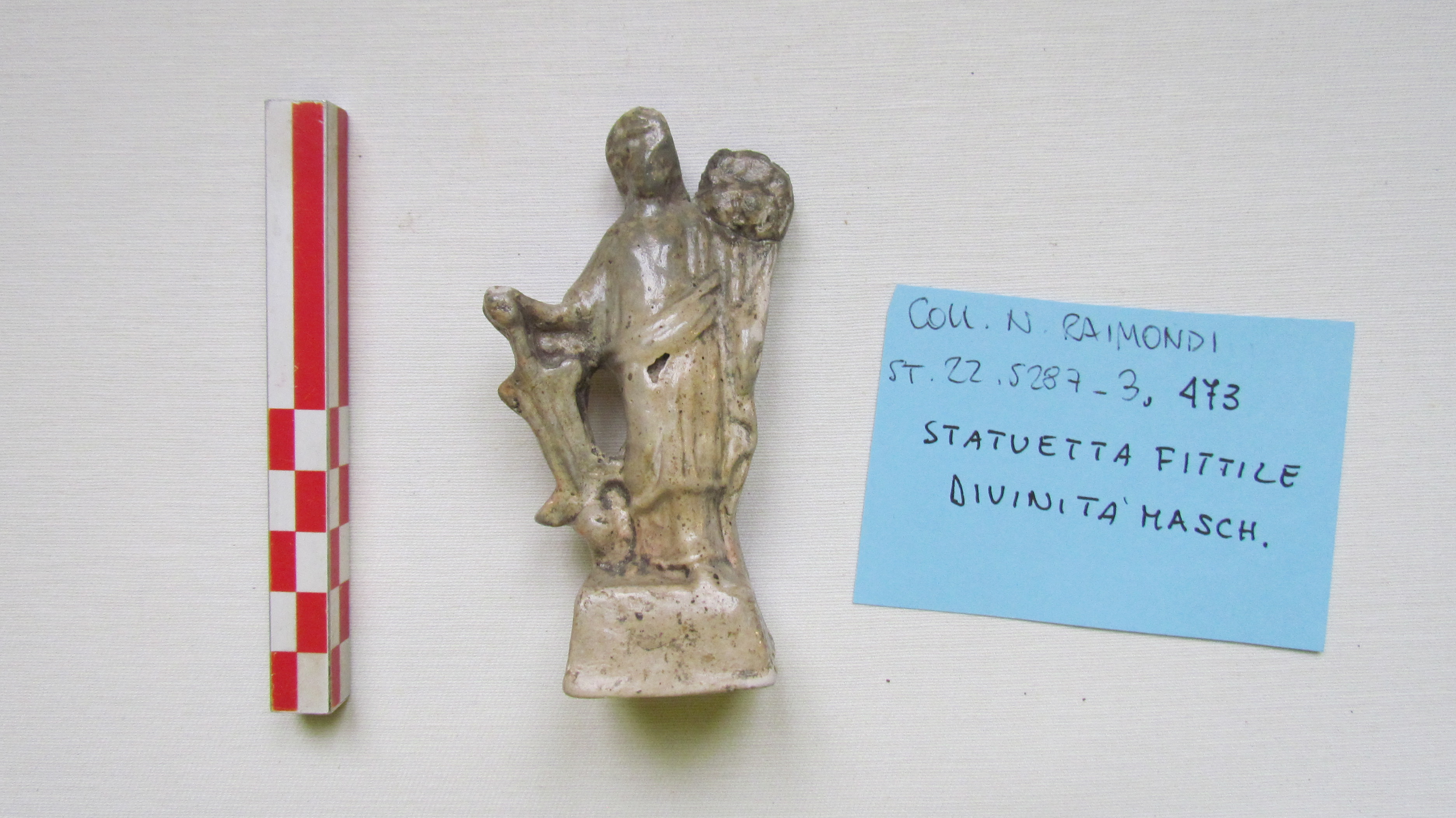 SINGOLO OGGETTO/ statua, non determinabile