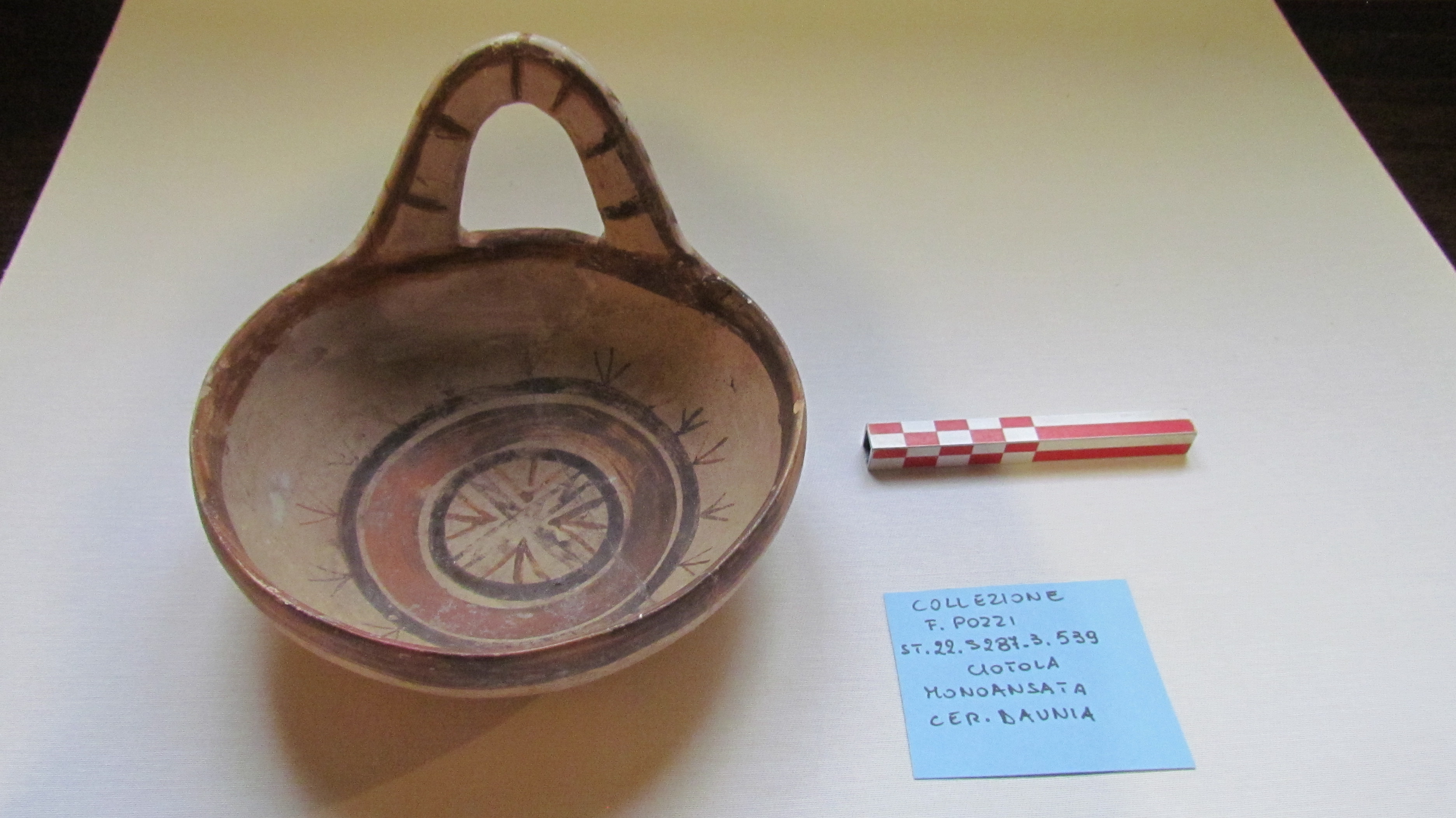 SINGOLO OGGETTO/ ciotola, SECOLI/ VI a.C