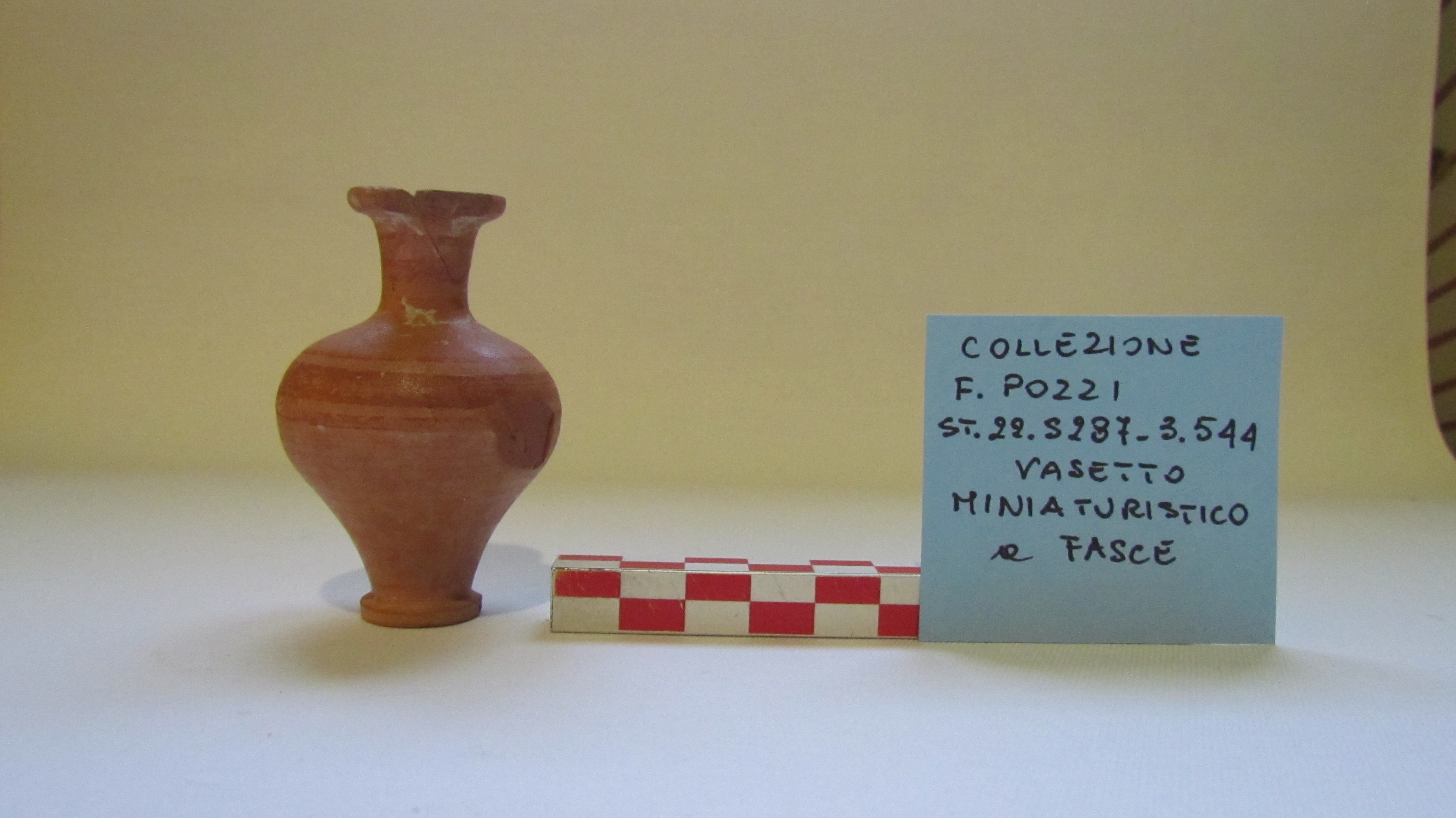 SINGOLO OGGETTO/ vaso, SECOLI/ ARCHI DI SECOLI/ IV a.C.-III a.C