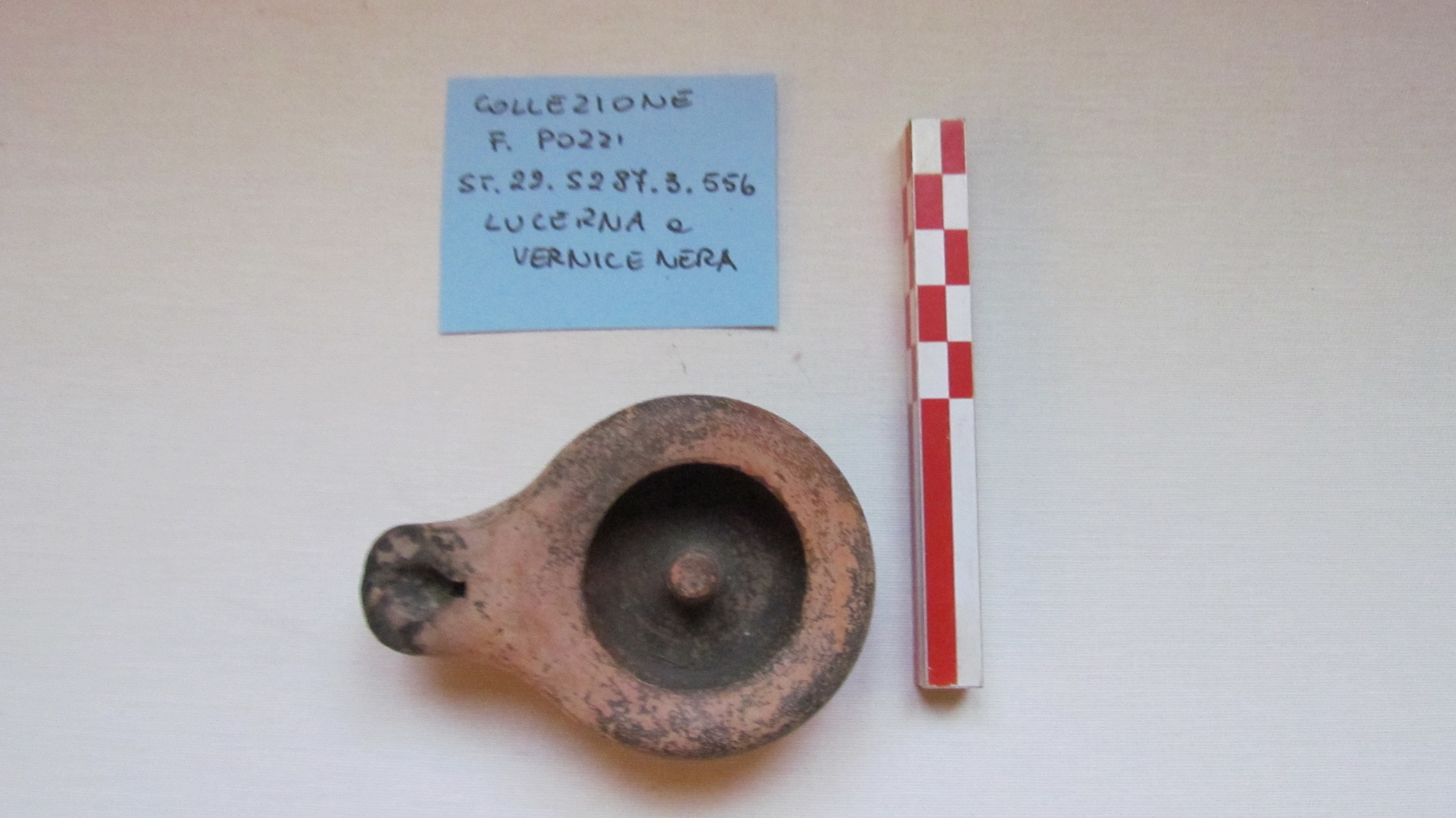 SINGOLO OGGETTO/ lucerna, SECOLI/ V a.C