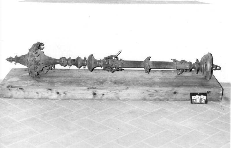 asta da lampada - bottega italiana (fine/ inizio XVIII/ XIX)