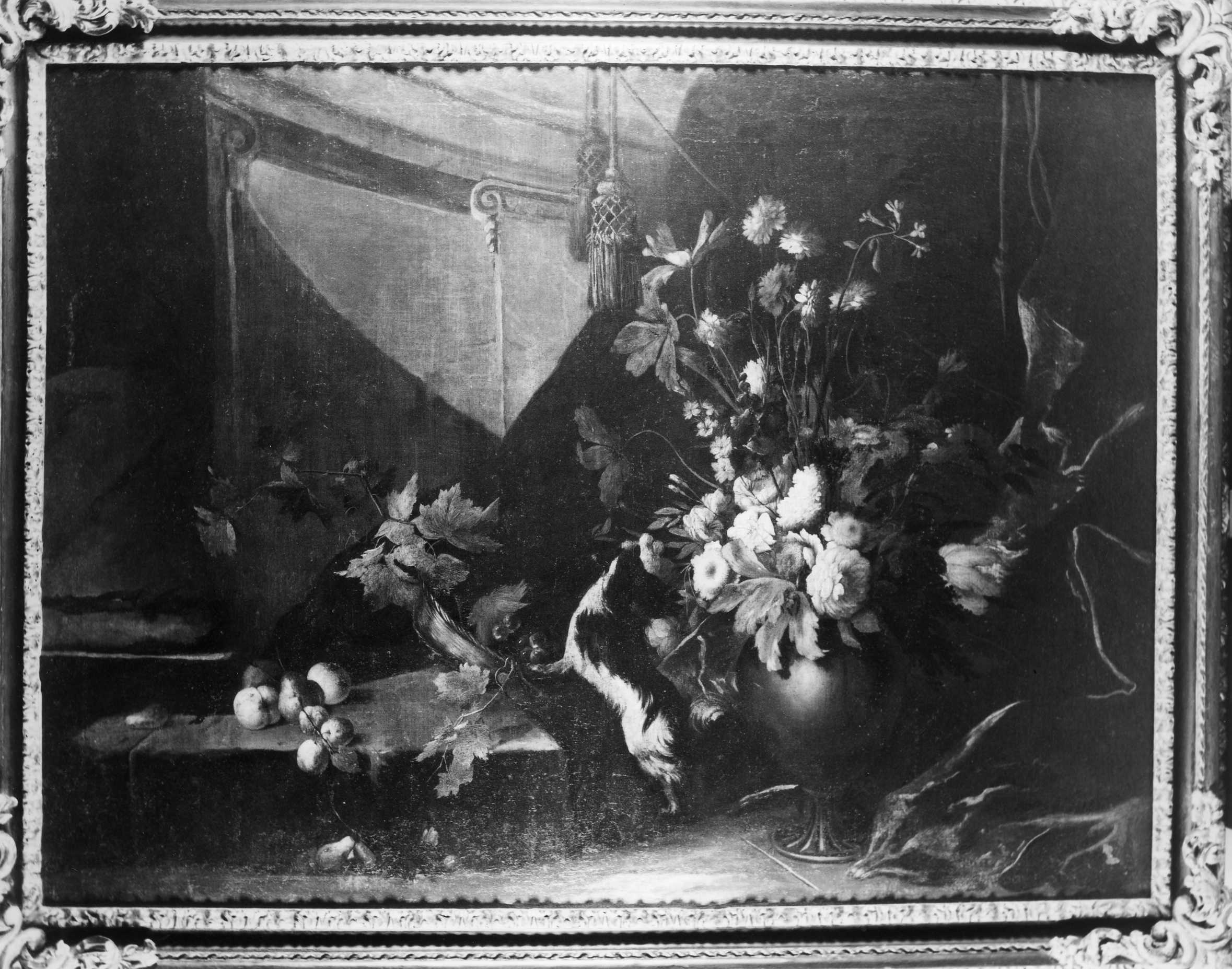 natura morta con fiori, frutta e cane (dipinto) - ambito italiano (?) (fine XVII)