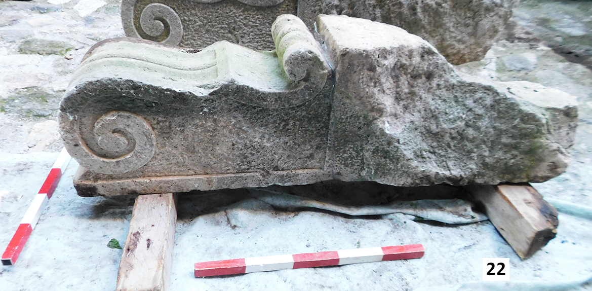 SINGOLO OGGETTO/ mensola, PERIODIZZAZIONI/ ARCHI DI PERIODI/ Postmedievale