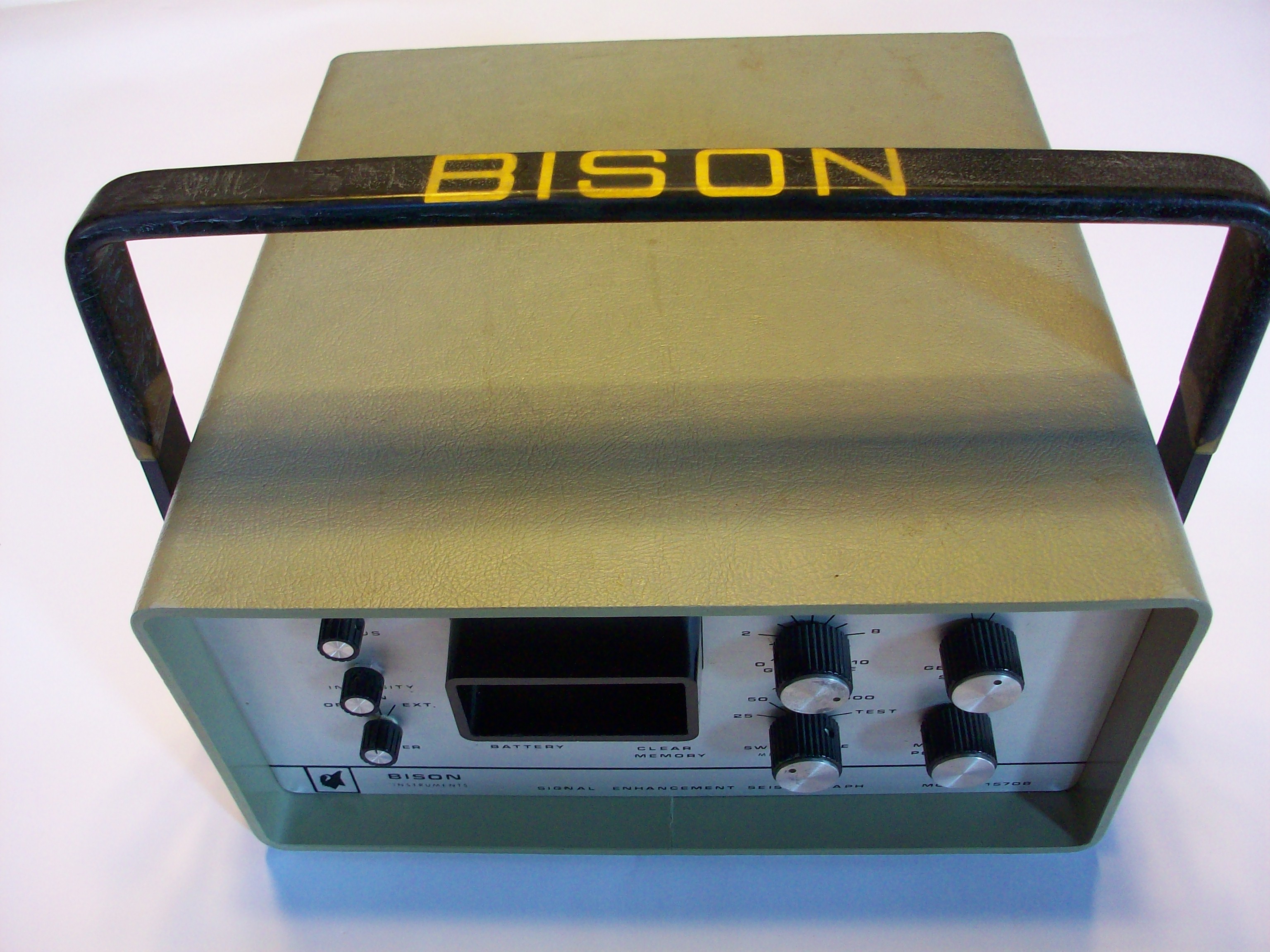 Bison 1570 B (sismografo, a segnale incrementale) - produzione statunitense (terzo quarto sec. XX)