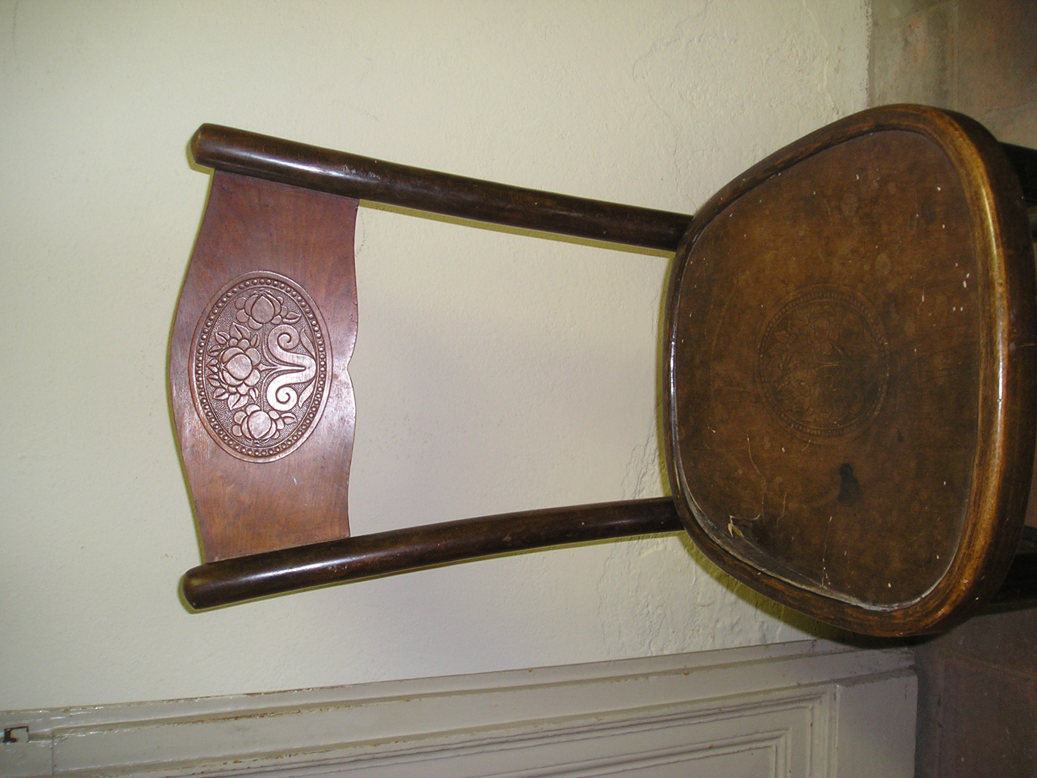 sedia, ARREDI E SUPPELLETTILI