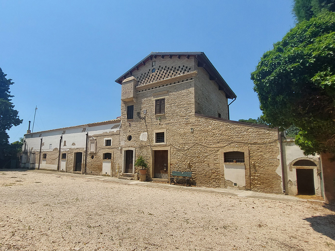 Masseria Fiume Morto (masseria, agricola) - Ascoli Satriano (FG) 