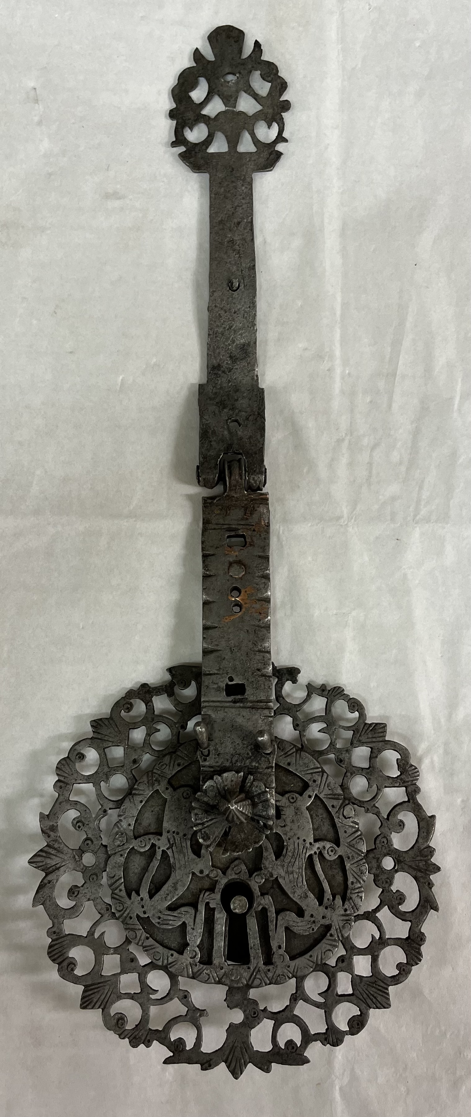 Serratura (Serratura, Serratura da baule, STRUMENTI E ACCESSORI/ ARTIGIANALI) - Ambito ispano moresco, o veneziano d'ispirazione ispano - moresca