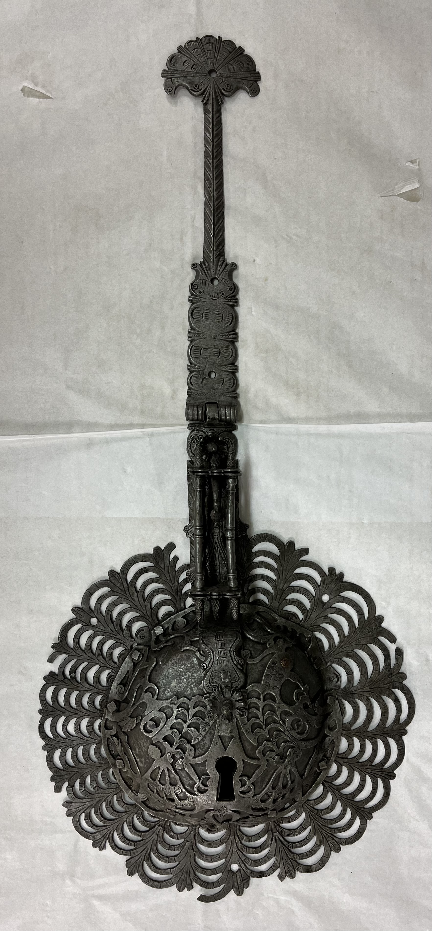 Serratura (Serratura, Serratura da baule, STRUMENTI E ACCESSORI/ ARTIGIANALI) - Ambito ispano - moresco, o veneziano di ispirazione ispano - moresca