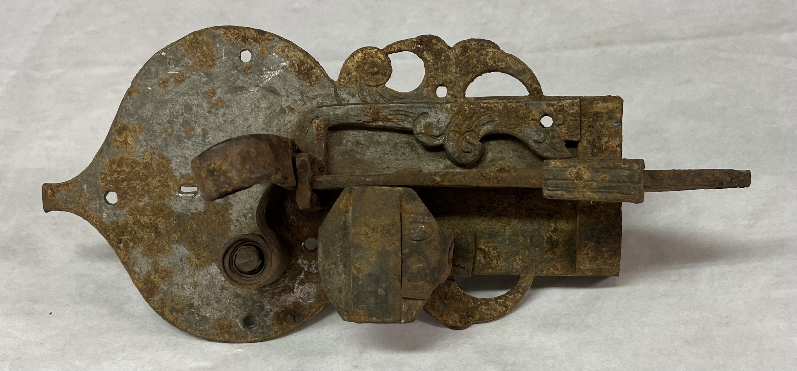 Serratura da porta o portone (Serratura, STRUMENTI E ACCESSORI/ ARTIGIANALI) - Ambito alpino