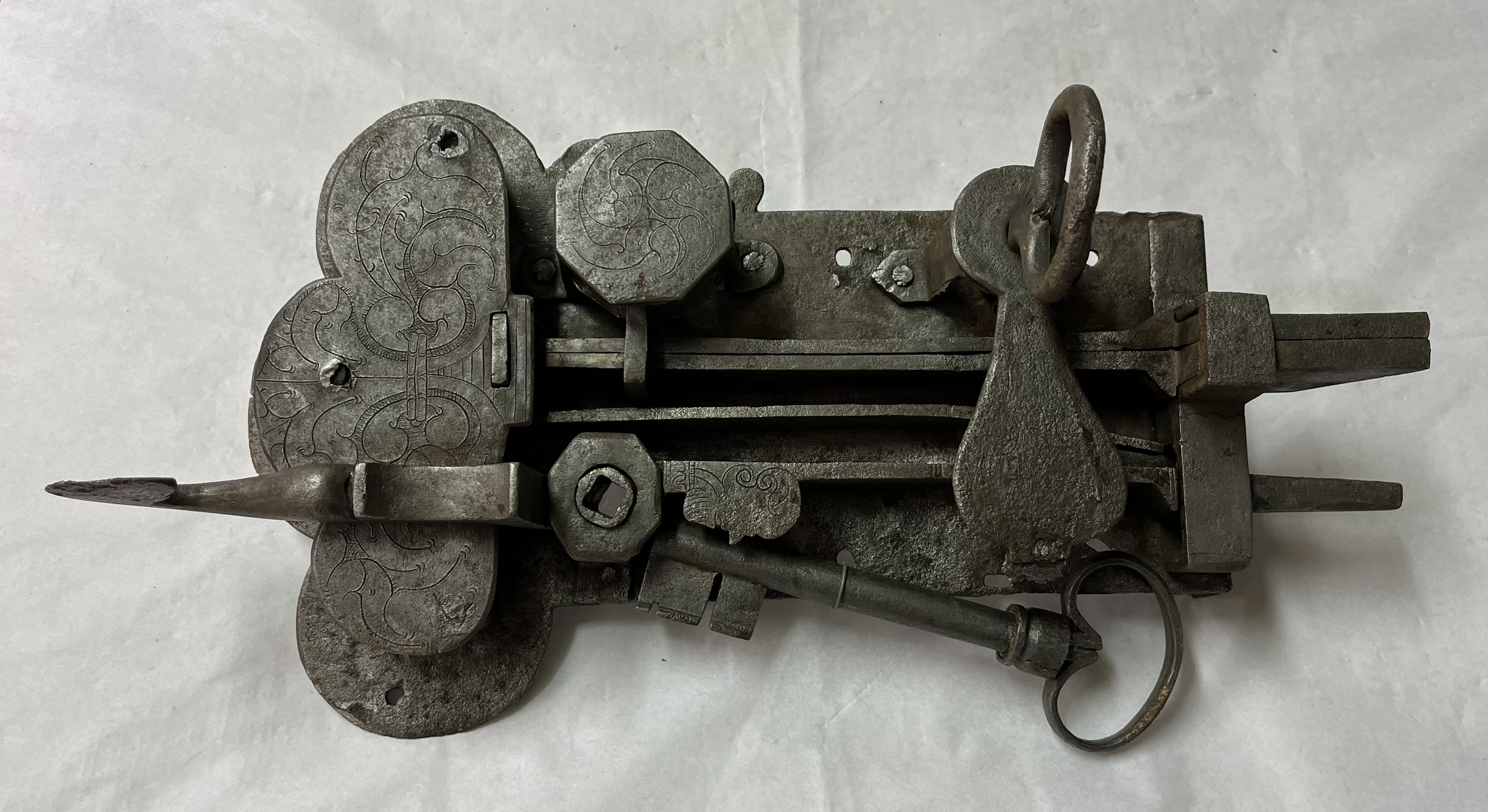 Serratura da portone con chiave (Serratura, STRUMENTI E ACCESSORI/ ARTIGIANALI) - Ambito Tirolese