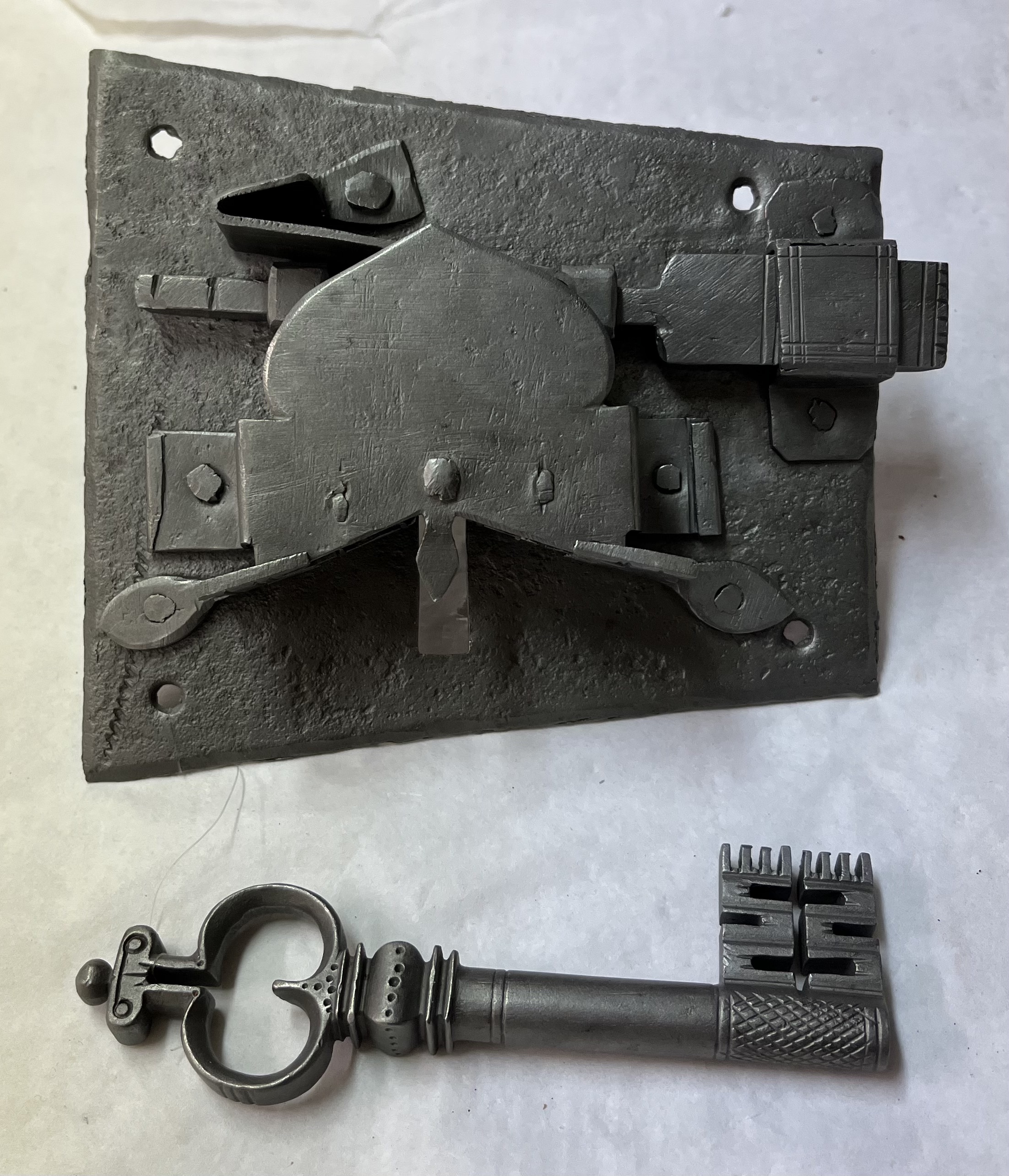 Serratura da porta con chiave (Serratura, STRUMENTI E ACCESSORI/ ARTIGIANALI) - Ambito europeo