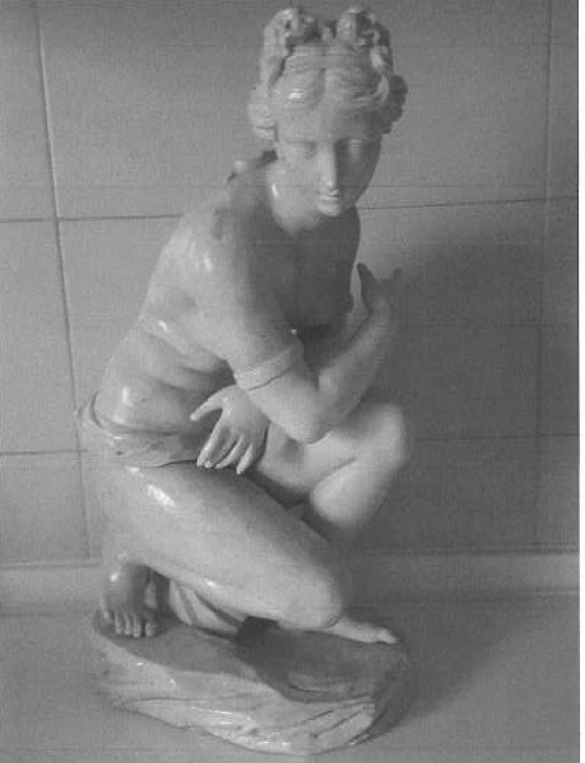 Venere inginocchiata (scultura, opera isolata) - manifattura toscana (sec. XVIII)