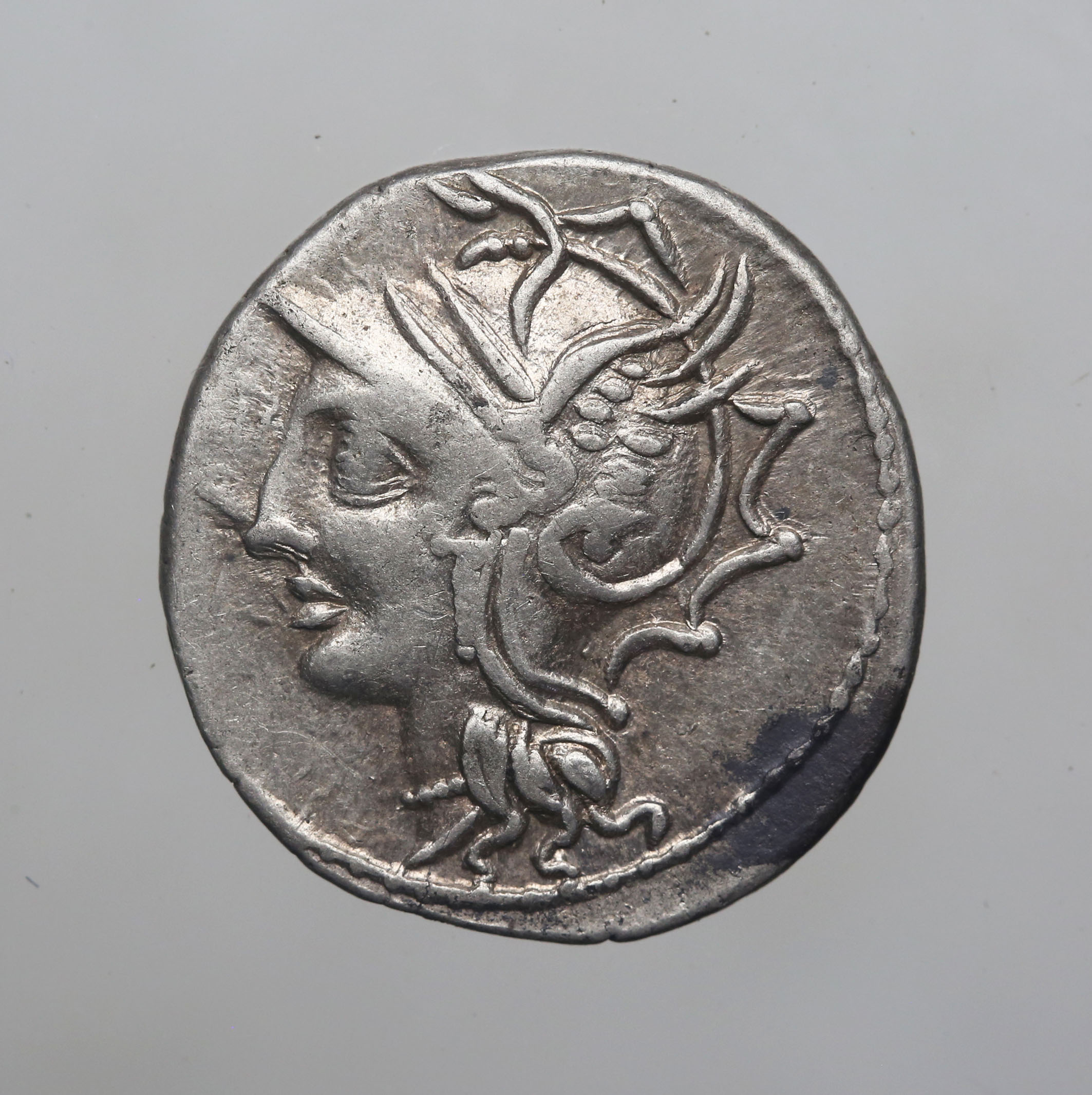 moneta - Denario (PERIODIZZAZIONI/ STORIA/ Età antica/ Età romana/ Età romana repubblicana)