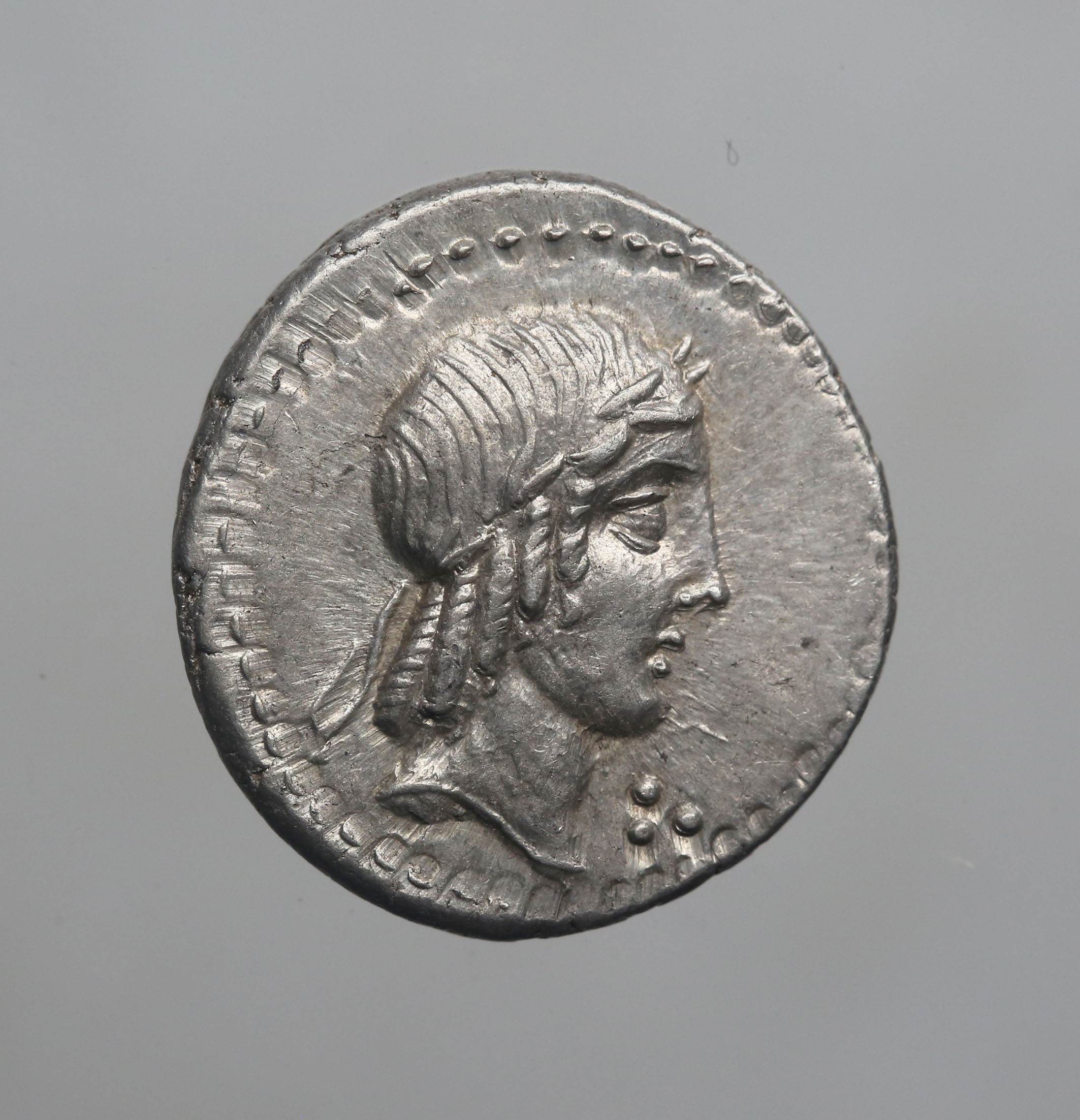 moneta - Denario (PERIODIZZAZIONI/ STORIA/ Età antica/ Età romana/ Età romana repubblicana)