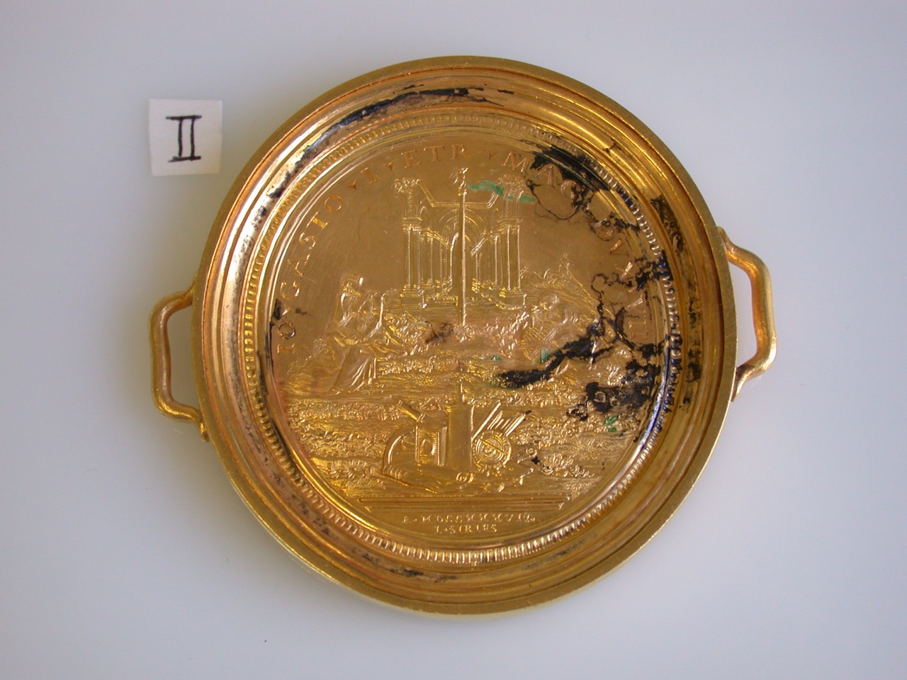 le arti piangono la morte di Gian Gastone de' Medici (medaglione) di Siries Louis (sec. XVIII)