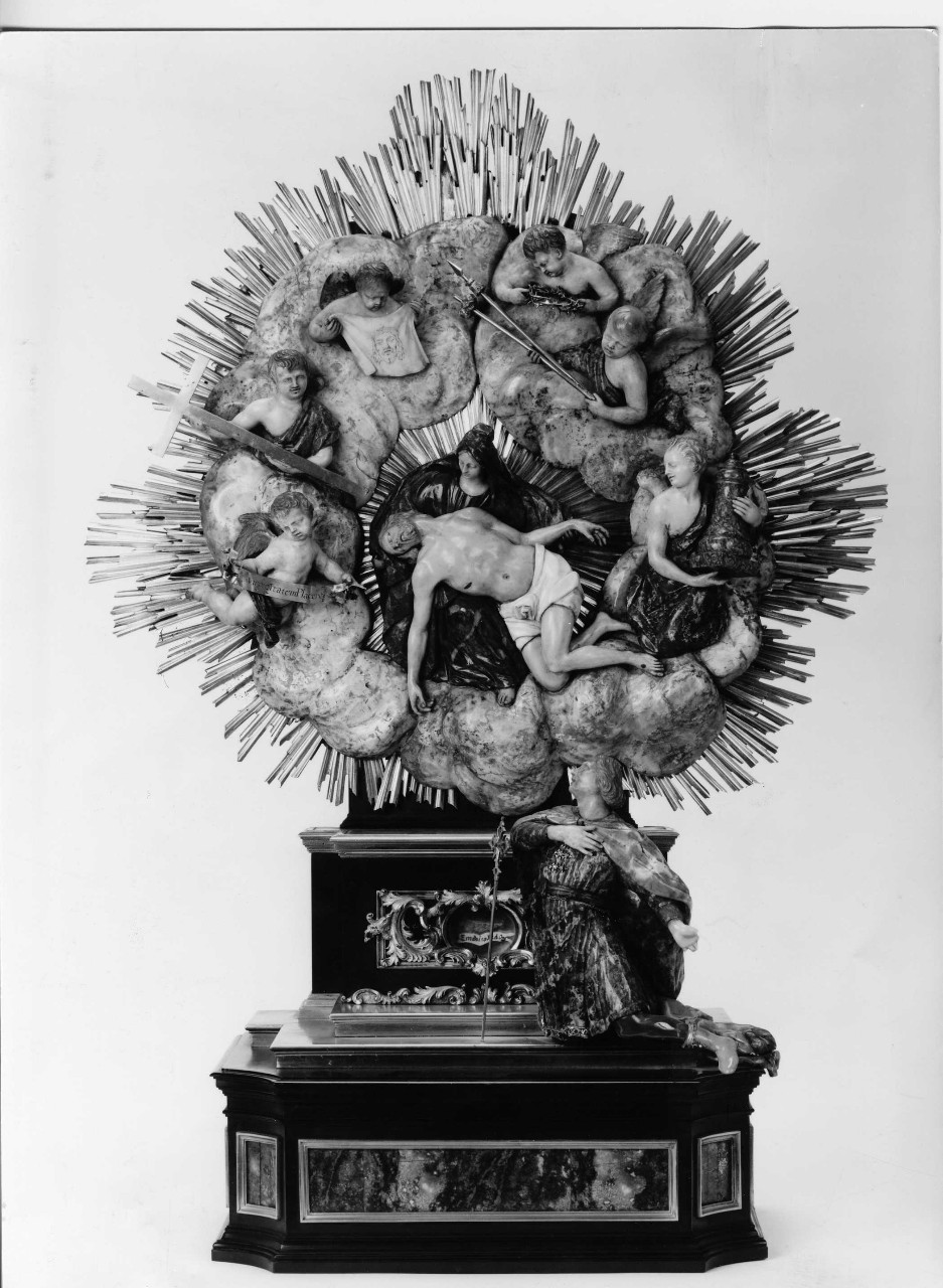 Sant'Emerico d'Ungheria prega davanti alla pietà (reliquiario - a gruppo scultoreo) di Torricelli Giuseppe Antonio (sec. XVII, sec. XVIII)