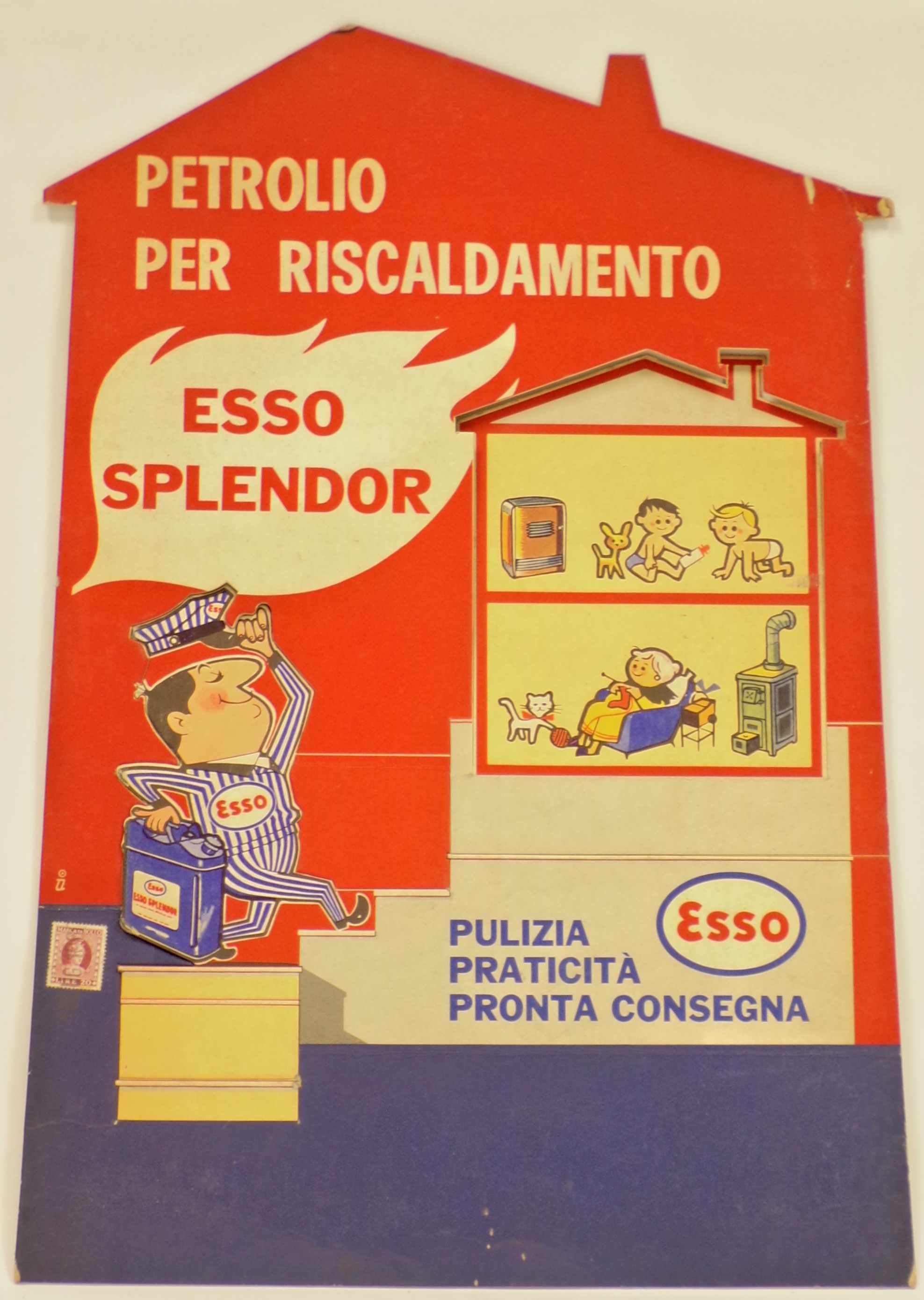 Petrolio per riscaldamento Esso splendor, Tecnico della Esso con tanica di petrolio sale le scale di una casetta al cui interno si vedono un'anziana con un gatto e due lattanti (Cartello) - ambito italiano (metà XX)