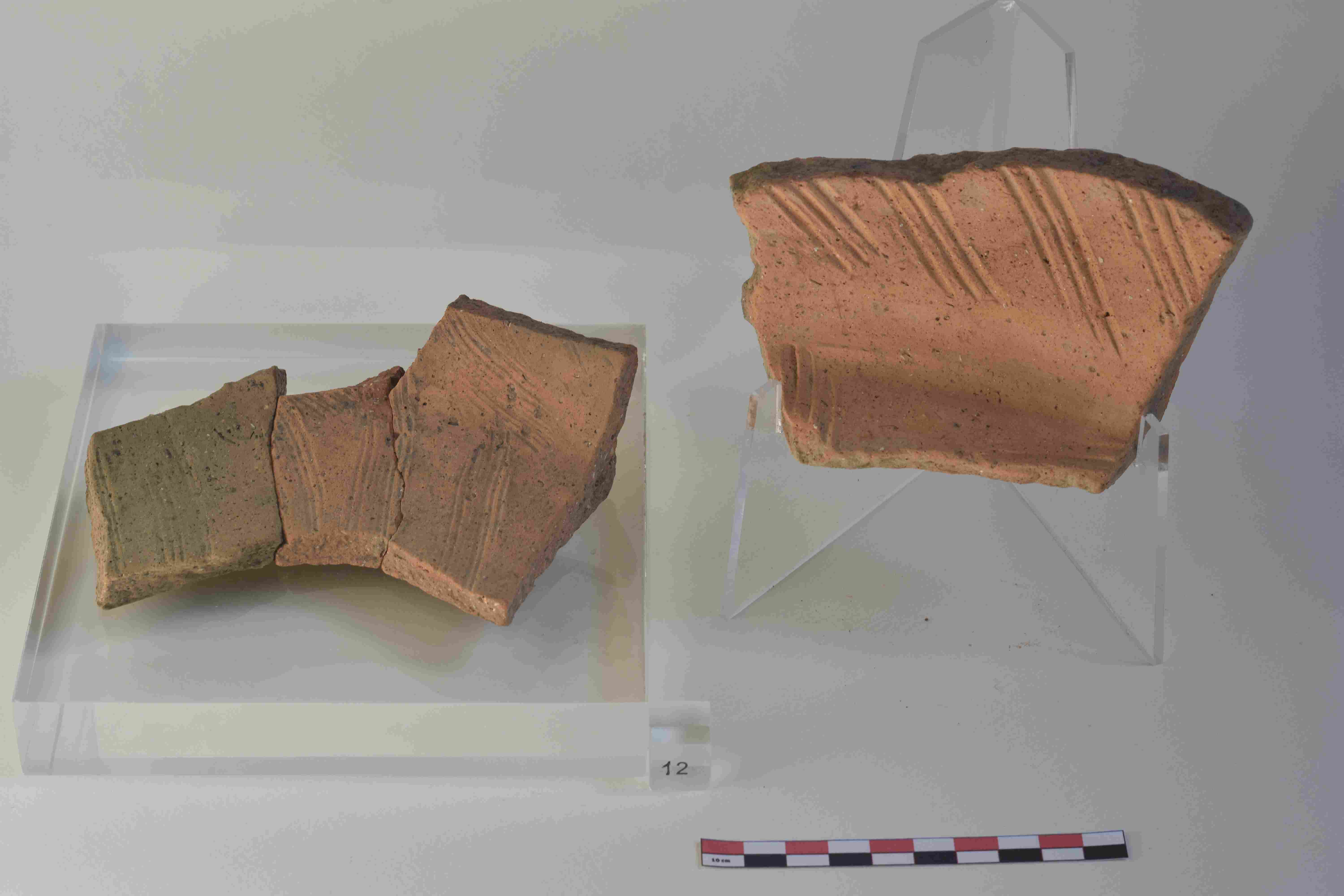 SINGOLO OGGETTO/ forno mobile, SECOLI/ XII, SECOLI/ XIII