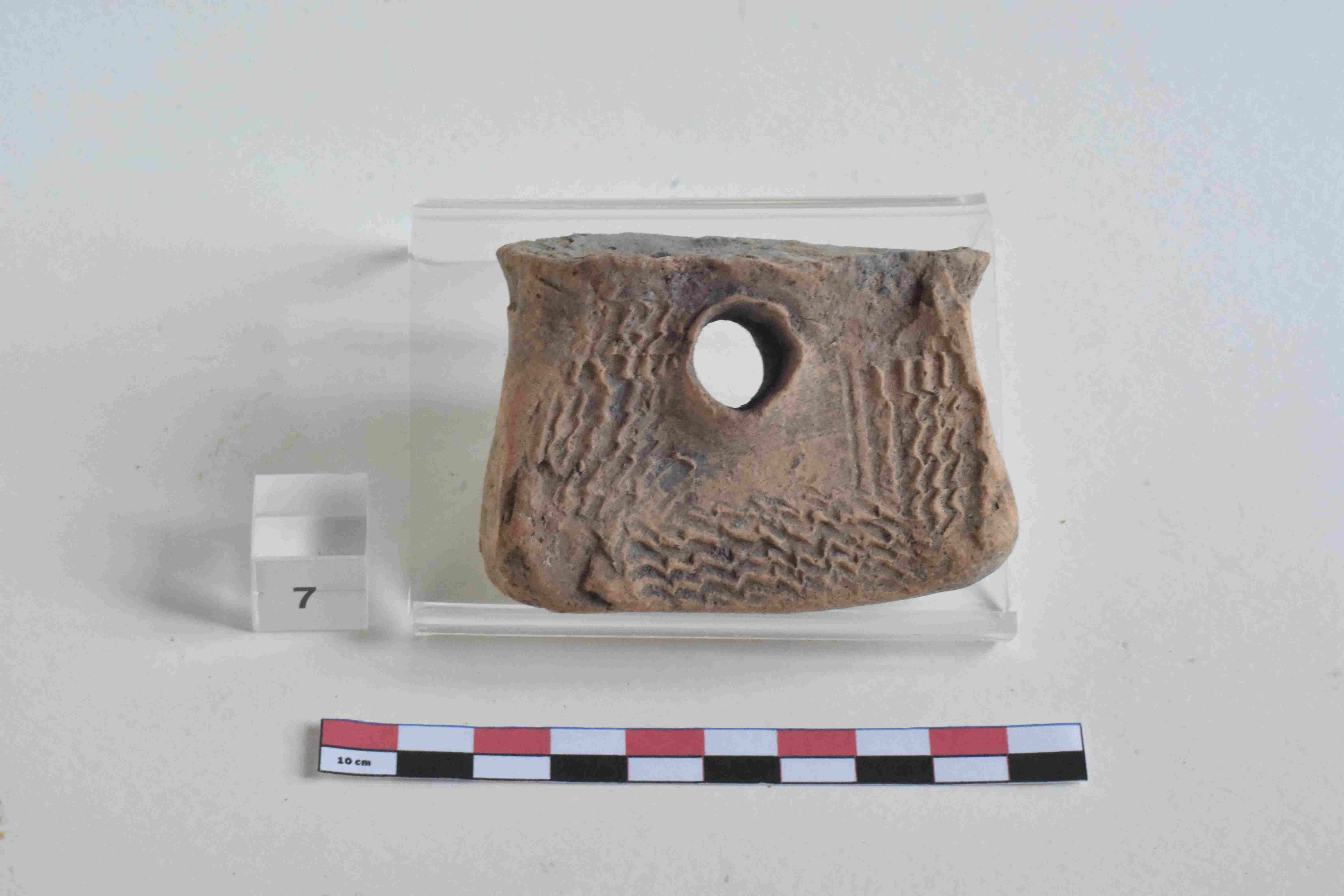 SINGOLO OGGETTO/ recipiente, SECOLI/ XI, SECOLI/ XIII