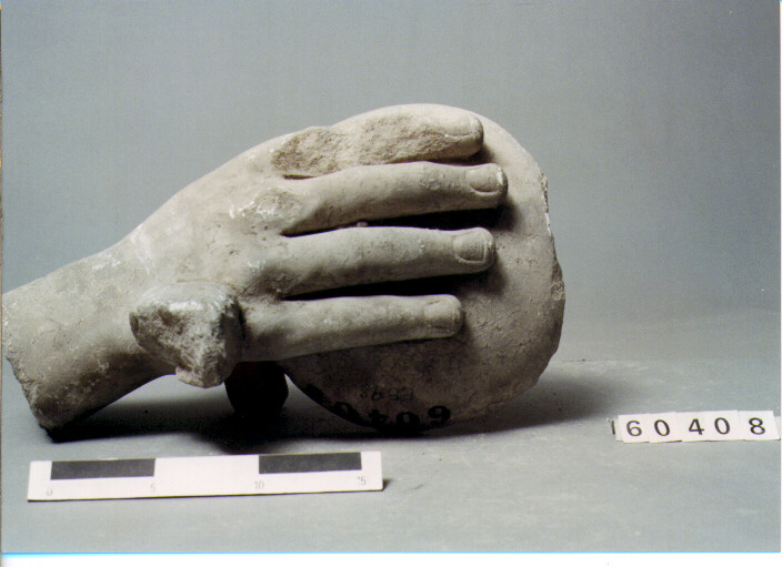 statua colossale/ mano (SECC. III A.C. / IV D.C)