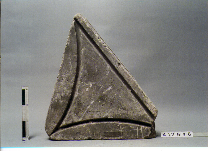 ELEMENTO ARCHITETTONICO (SECC. III A.C. / IV D.C)