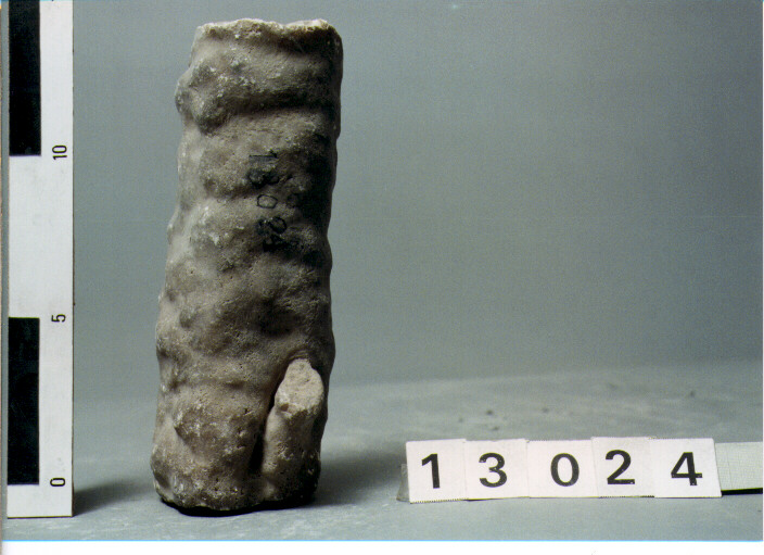 SOSTEGNO DI STATUA (SECC. III A.C. / IV D.C)