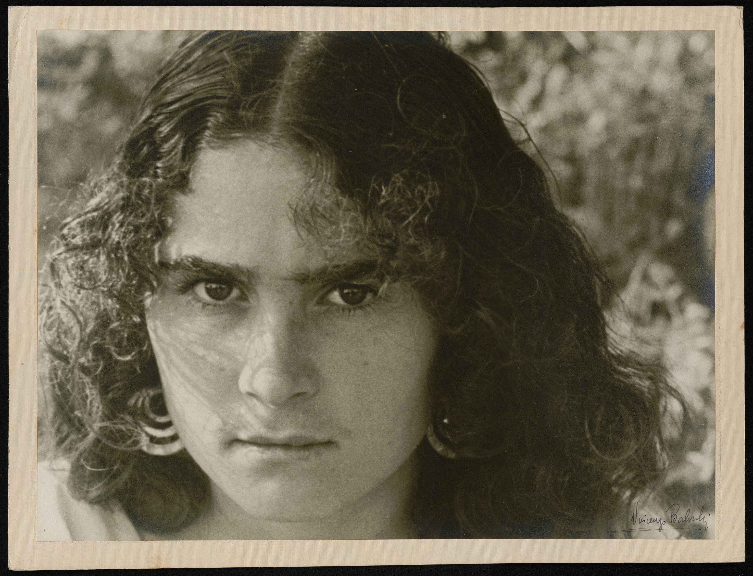 Donne - Ritratti (positivo) di Balocchi, Vincenzo (prima metà XX)