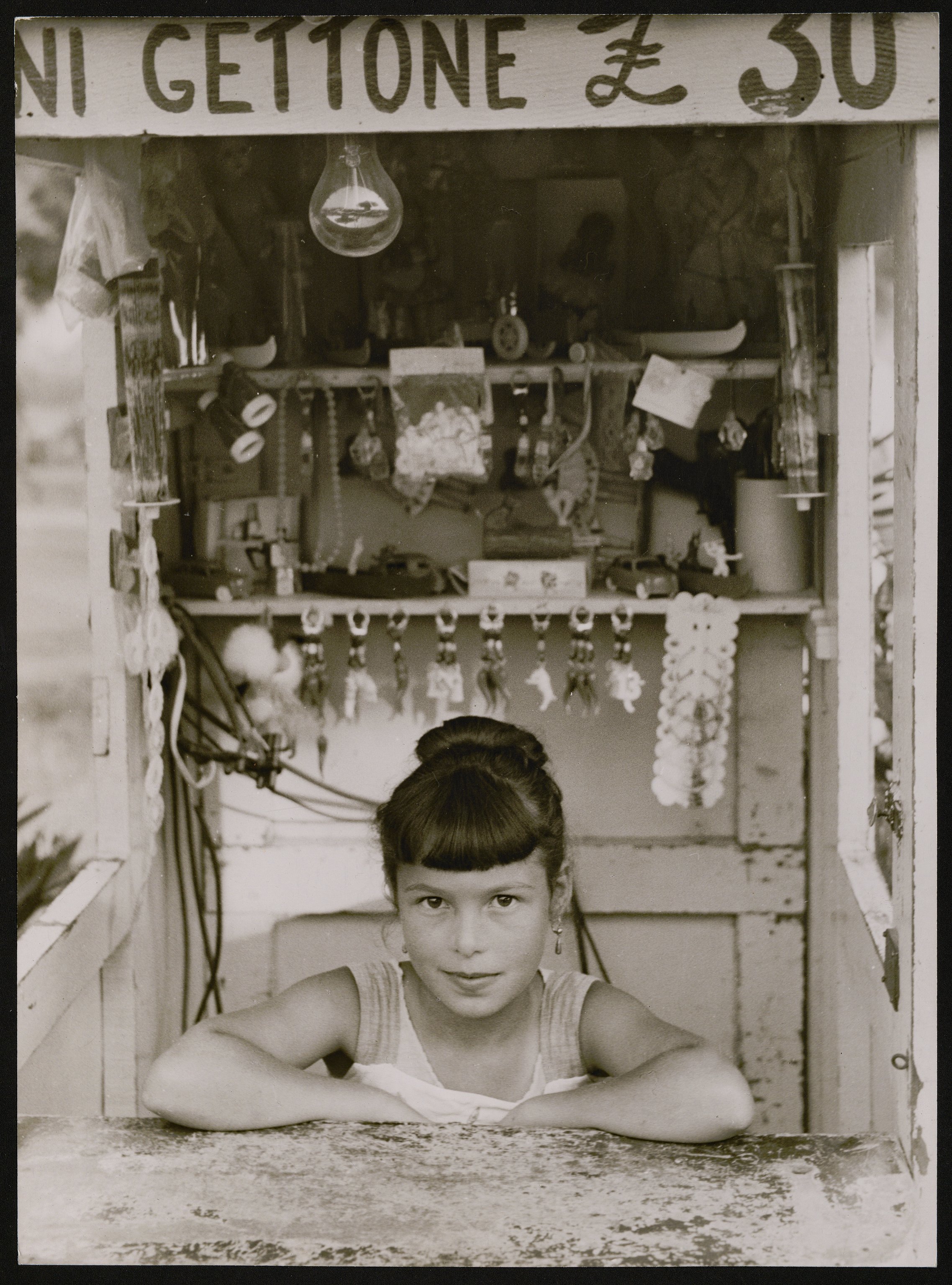 Bambine - Ritratti (positivo) di Balocchi, Vincenzo (seconda metà XX)