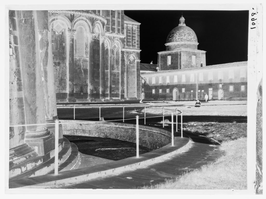 Vedute architettoniche (negativo) di Balocchi, Vincenzo (prima metà XX)