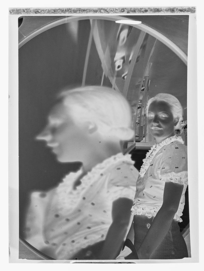 Donne - Ritratti (negativo) di Balocchi, Vincenzo (prima metà XX)