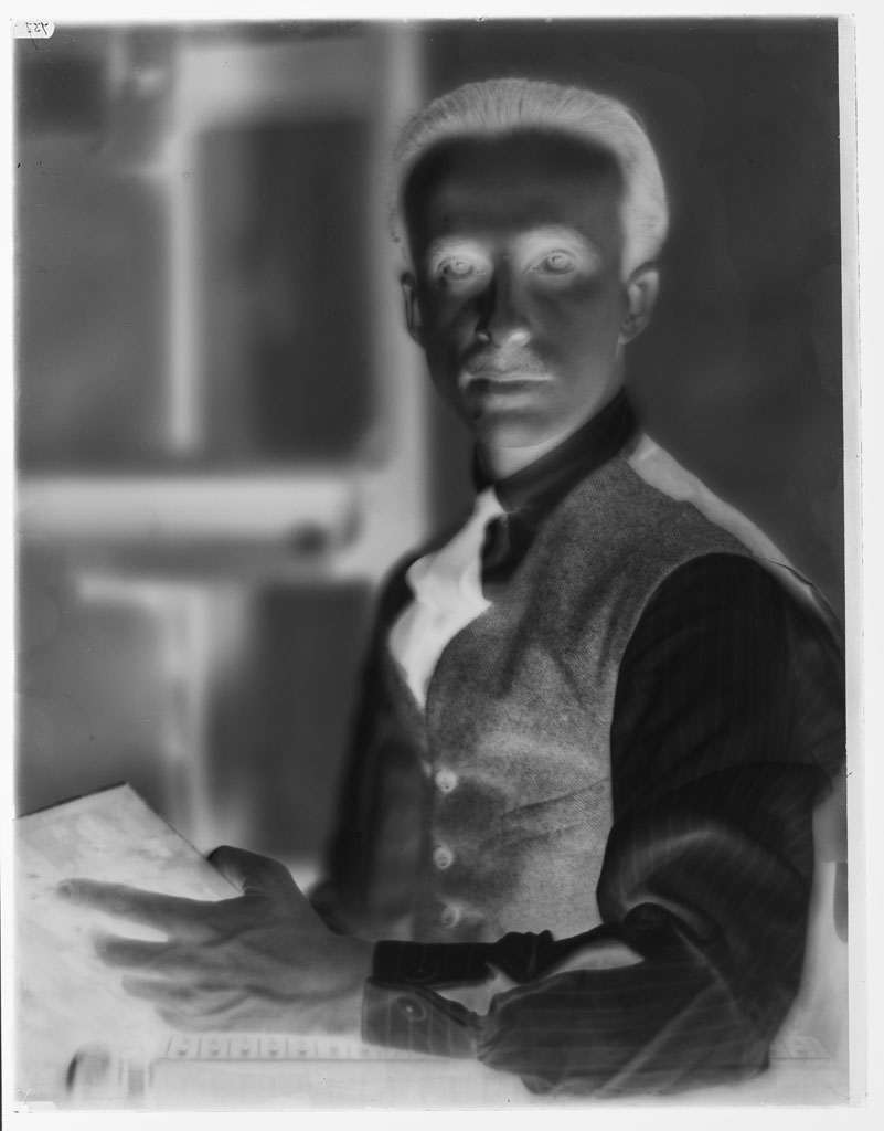 Uomini - Ritratti (negativo) di Balocchi, Vincenzo (prima metà XX)