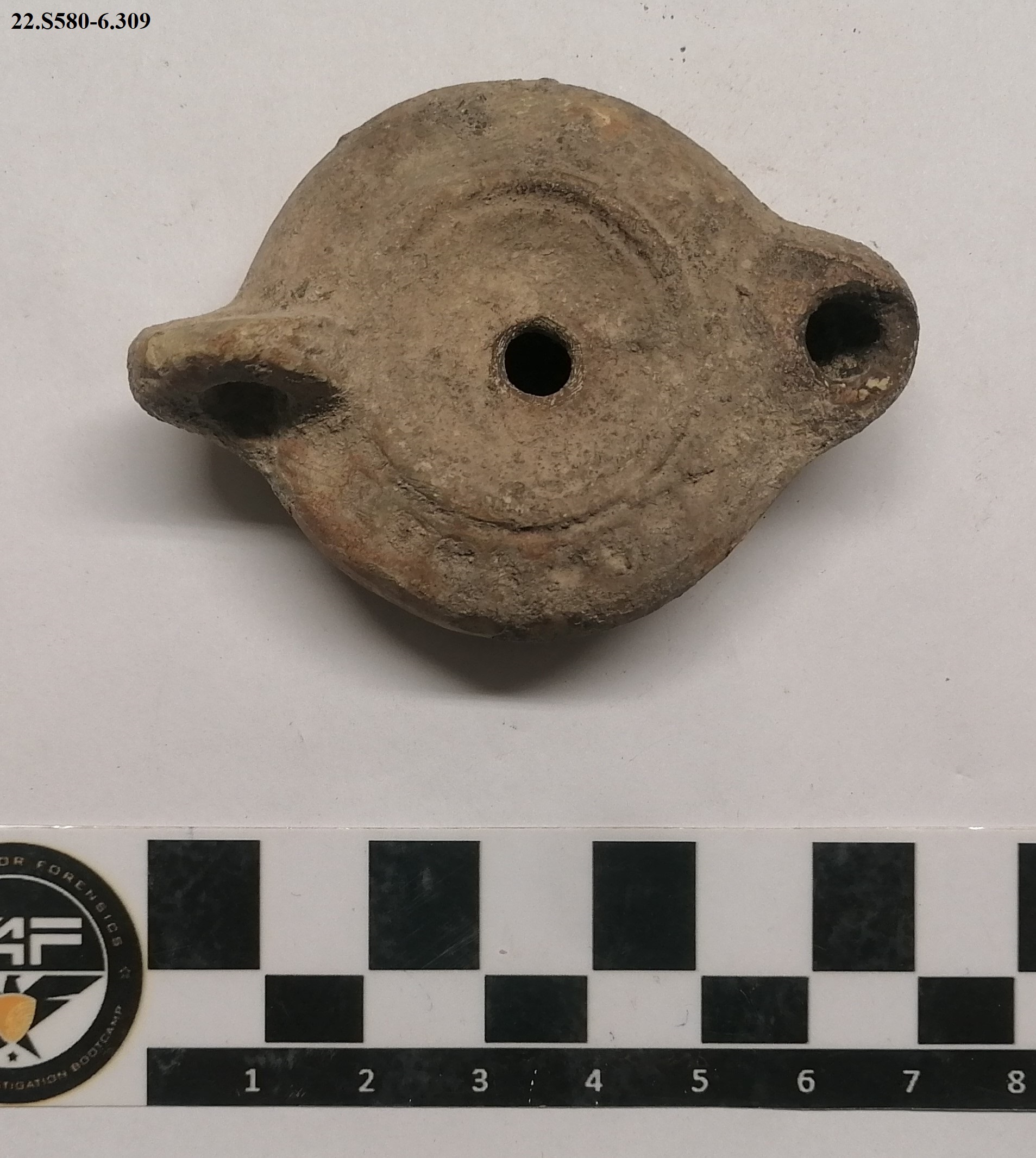 SINGOLO OGGETTO/ lucerna, SECOLI/ ARCHI DI SECOLI/ I-III