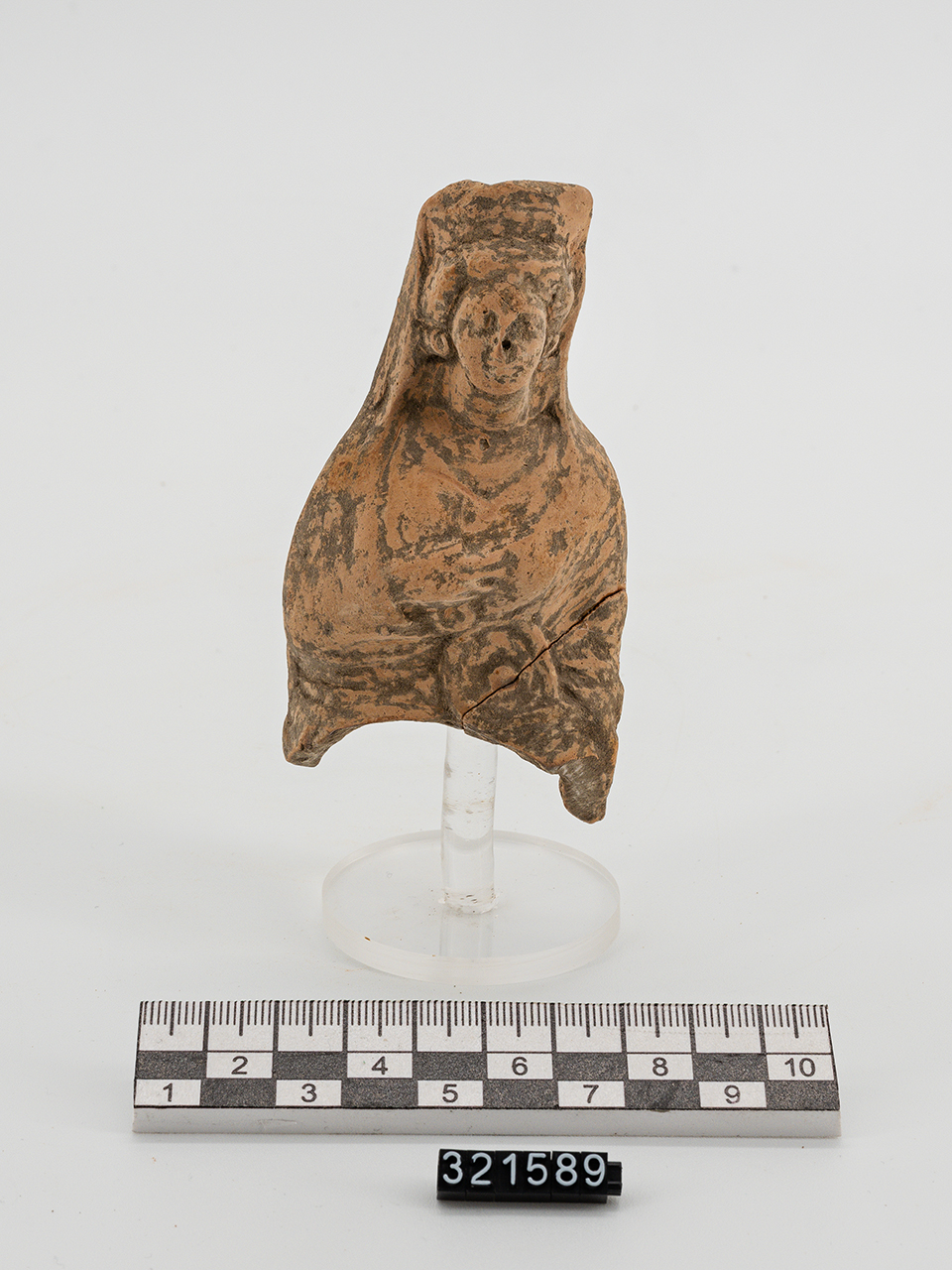 Figura femminile seduta (statuetta) (seconda metà IV a.C)