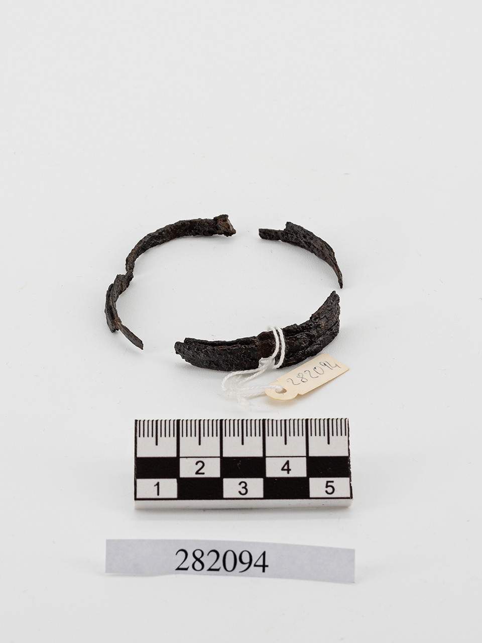 bracciale/ omerale (SECOLI/ VIII a.C)