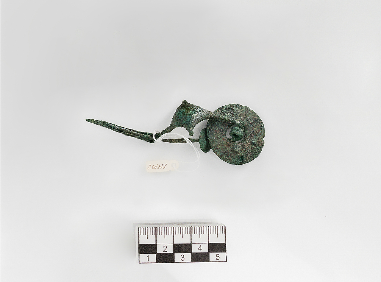 fibula/ a navicella (SECOLI/ VII a.C)